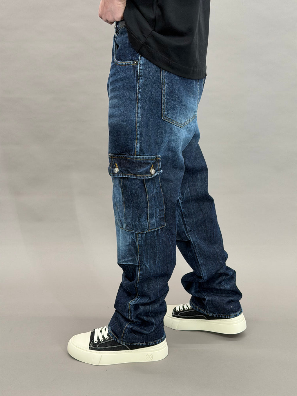 J7013 Blu