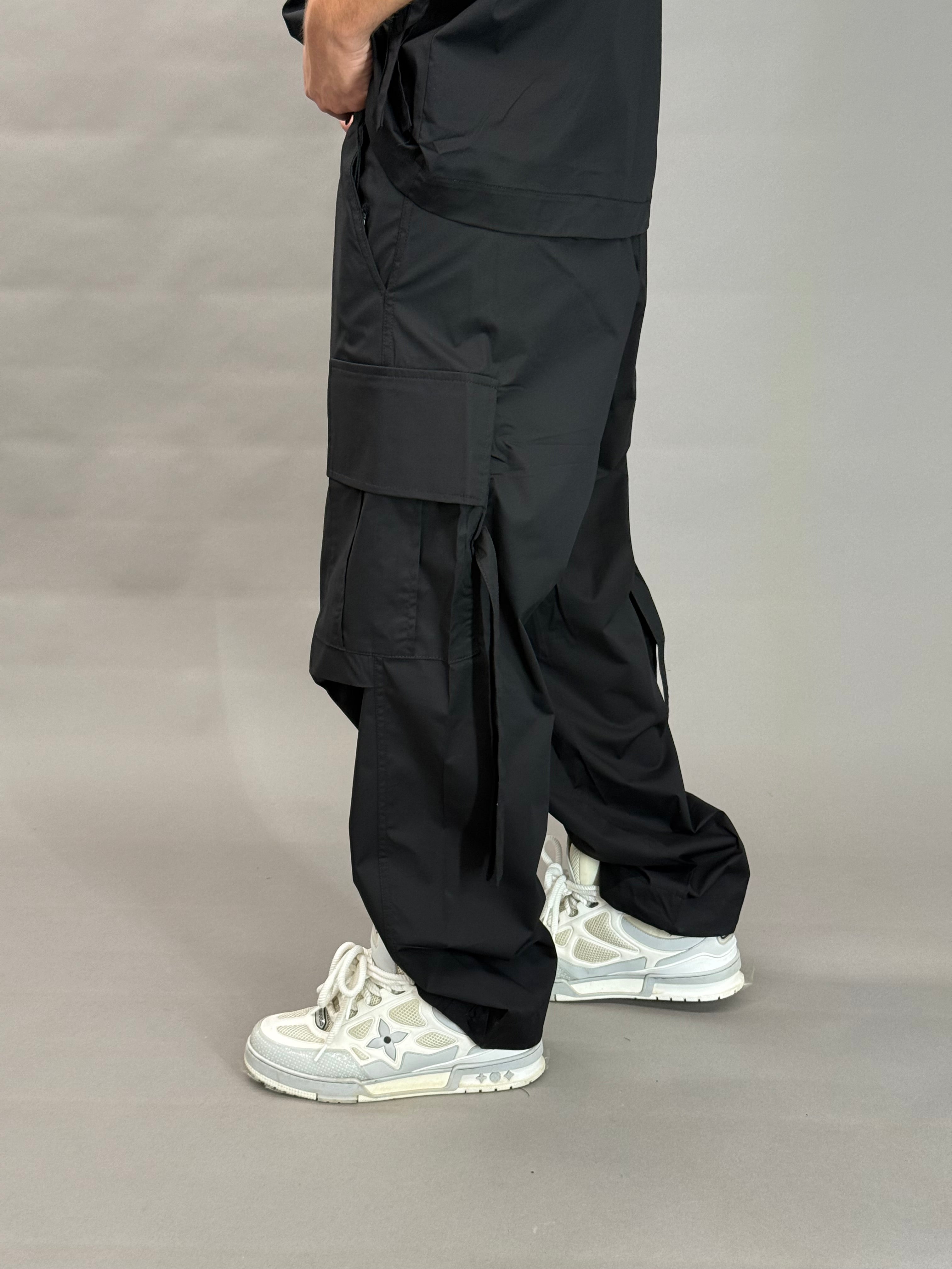Double Pocket Cargo Black