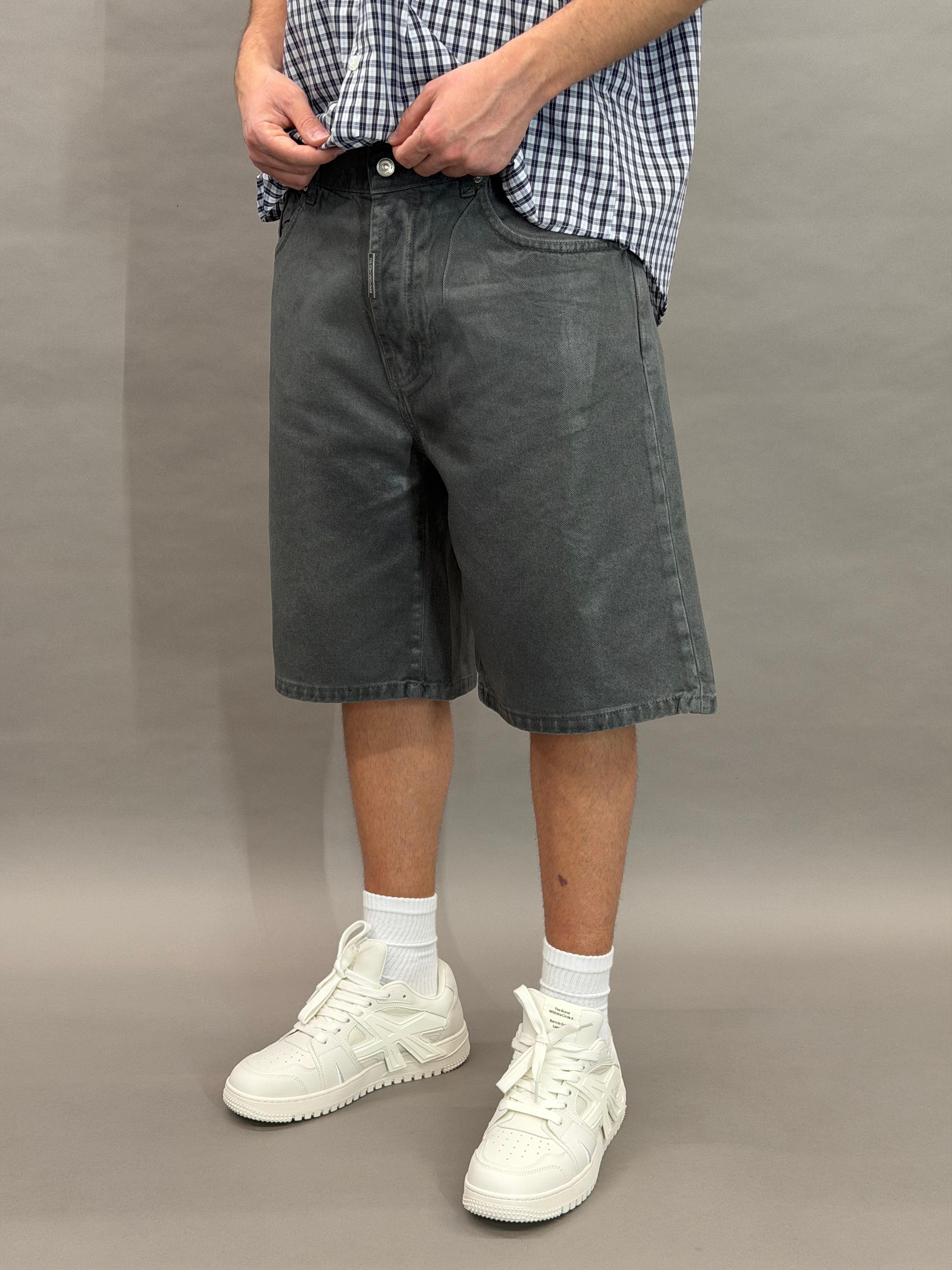 Short Grey Waxed Leather