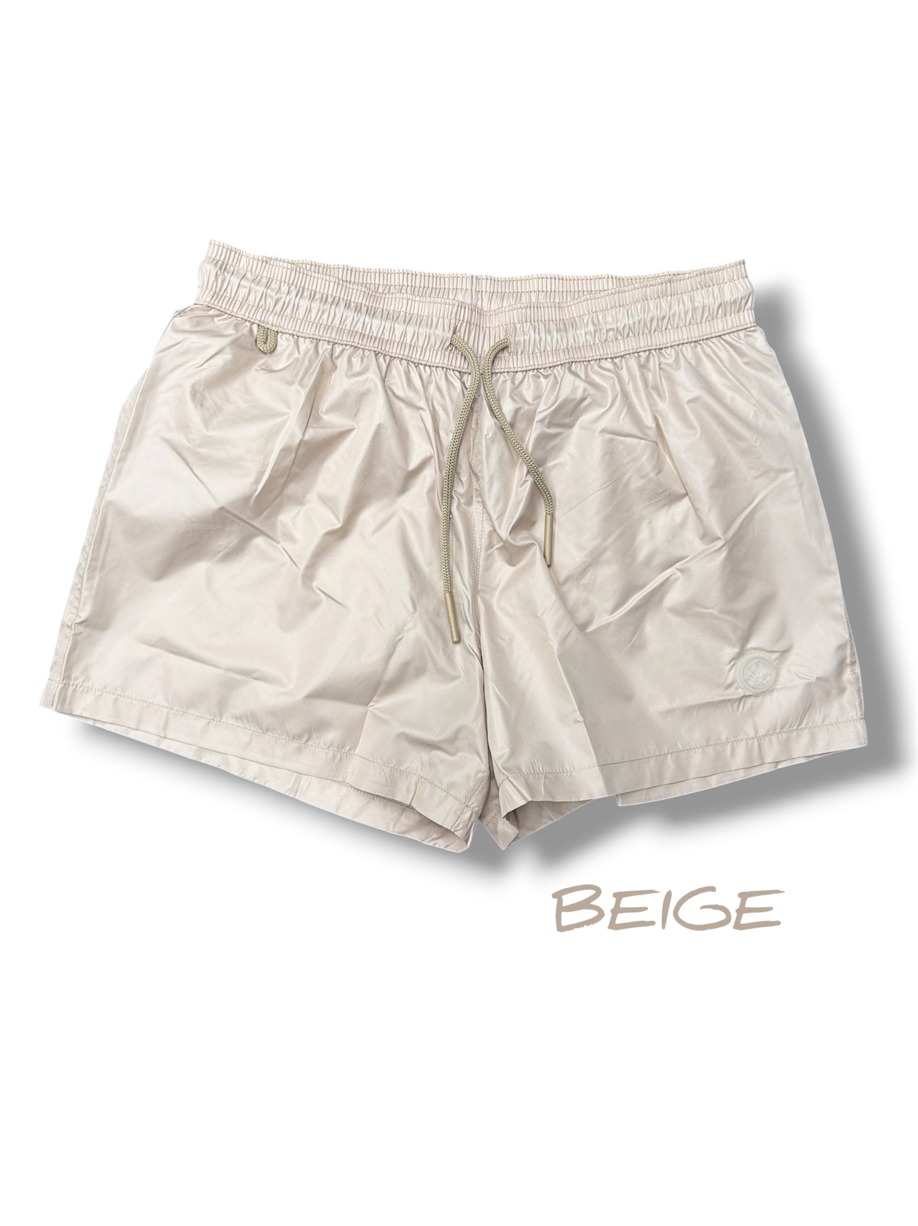 Beige IC