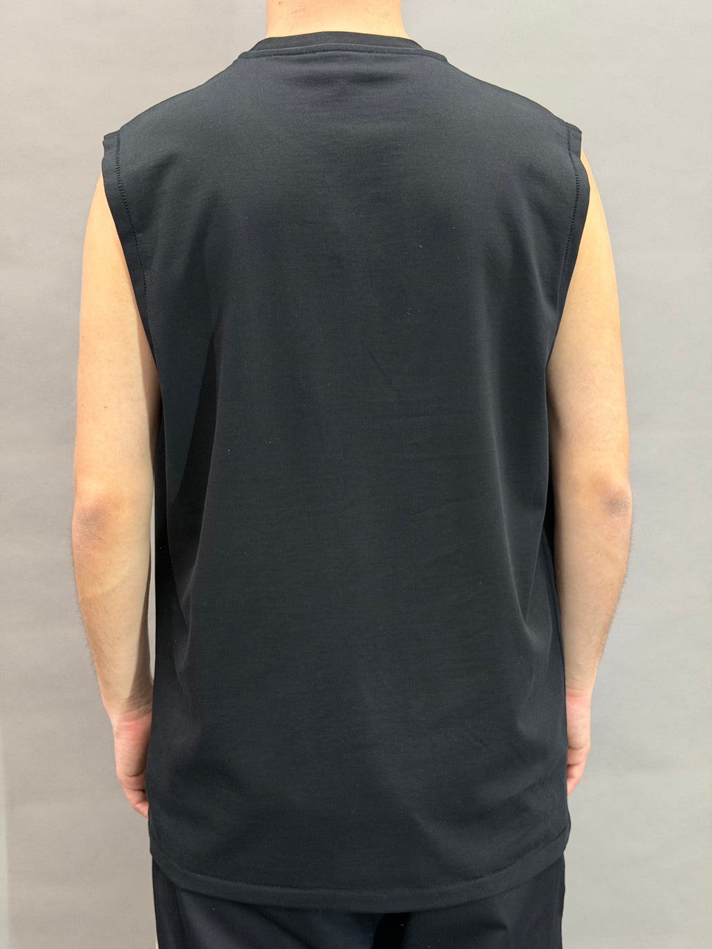 Logo Armhole Black
