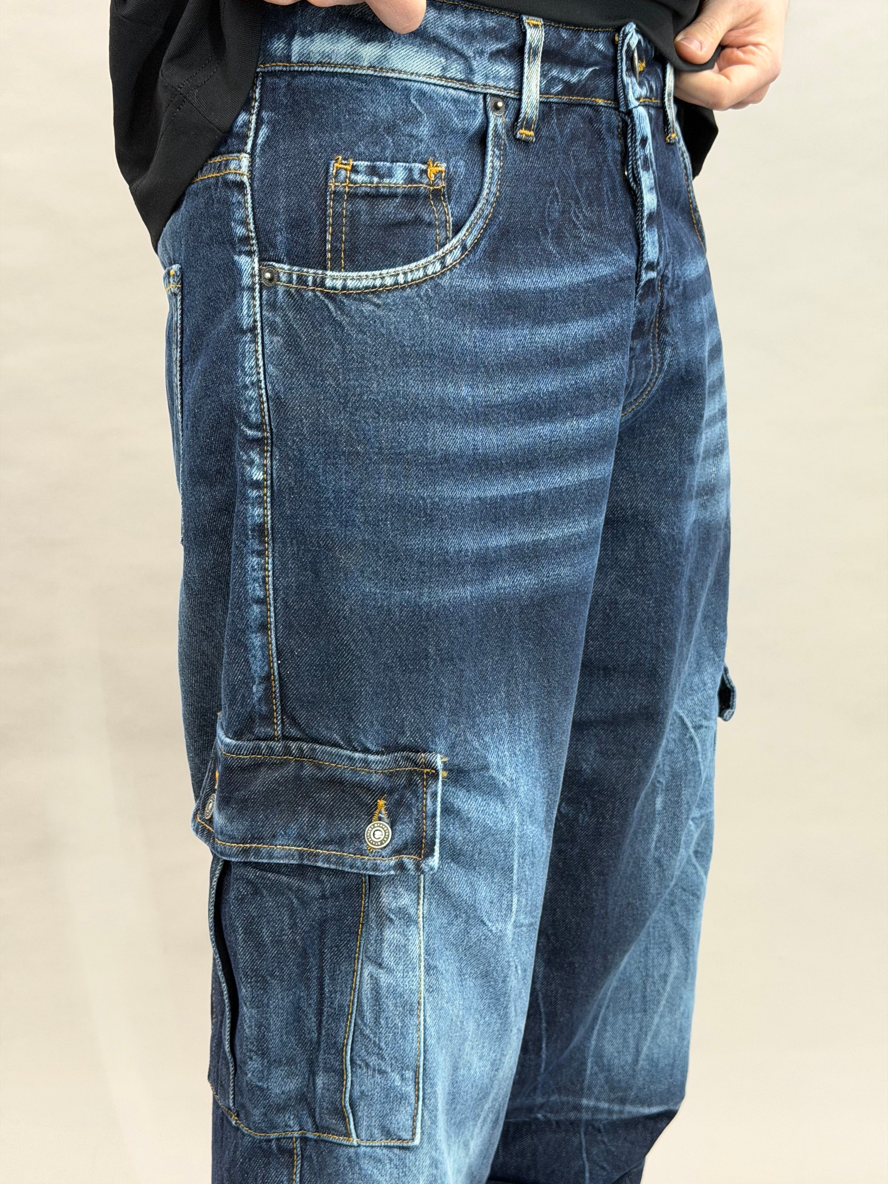 J7013 Blu