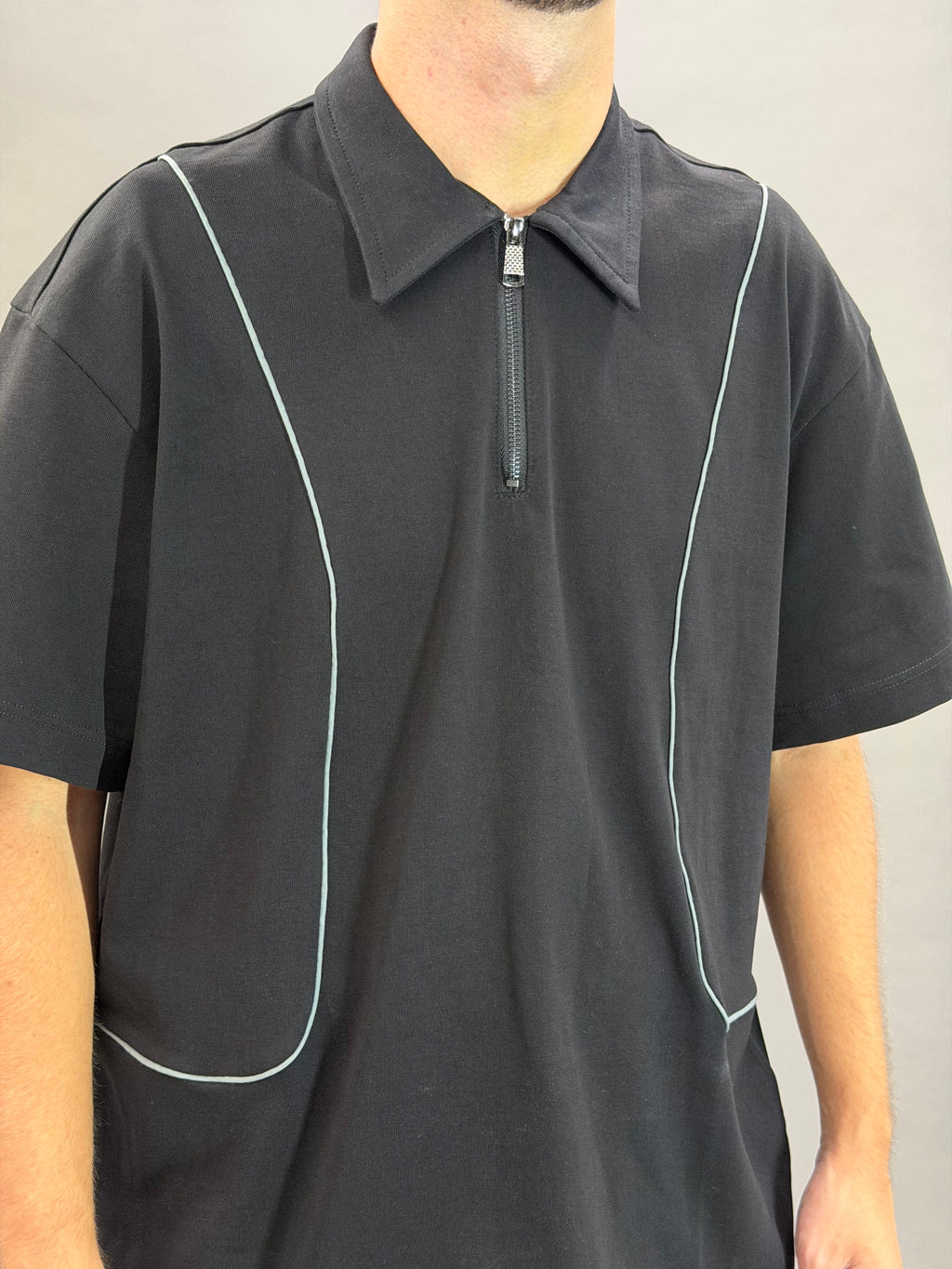 P8004 Black
