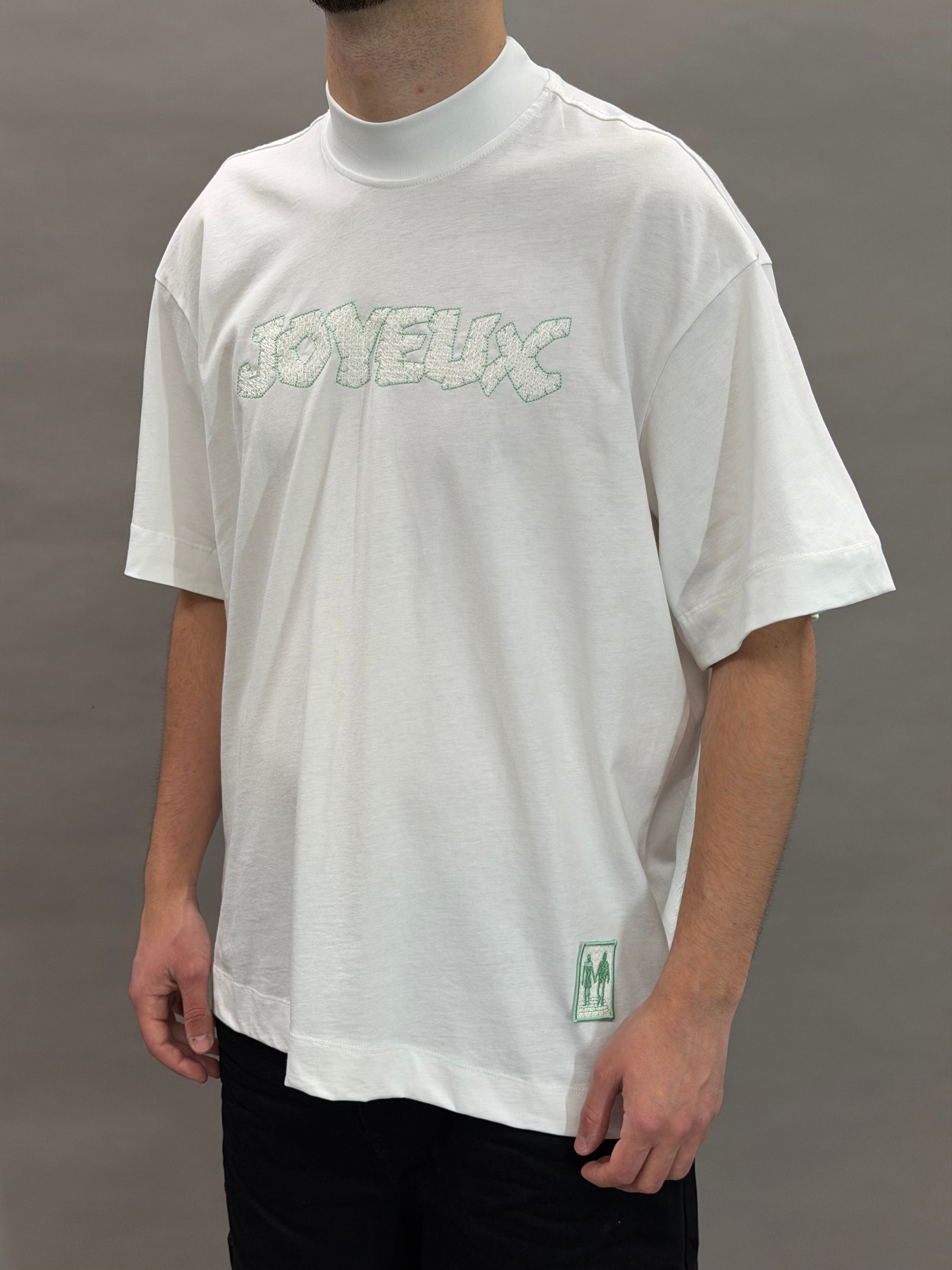 Tee880 White GV