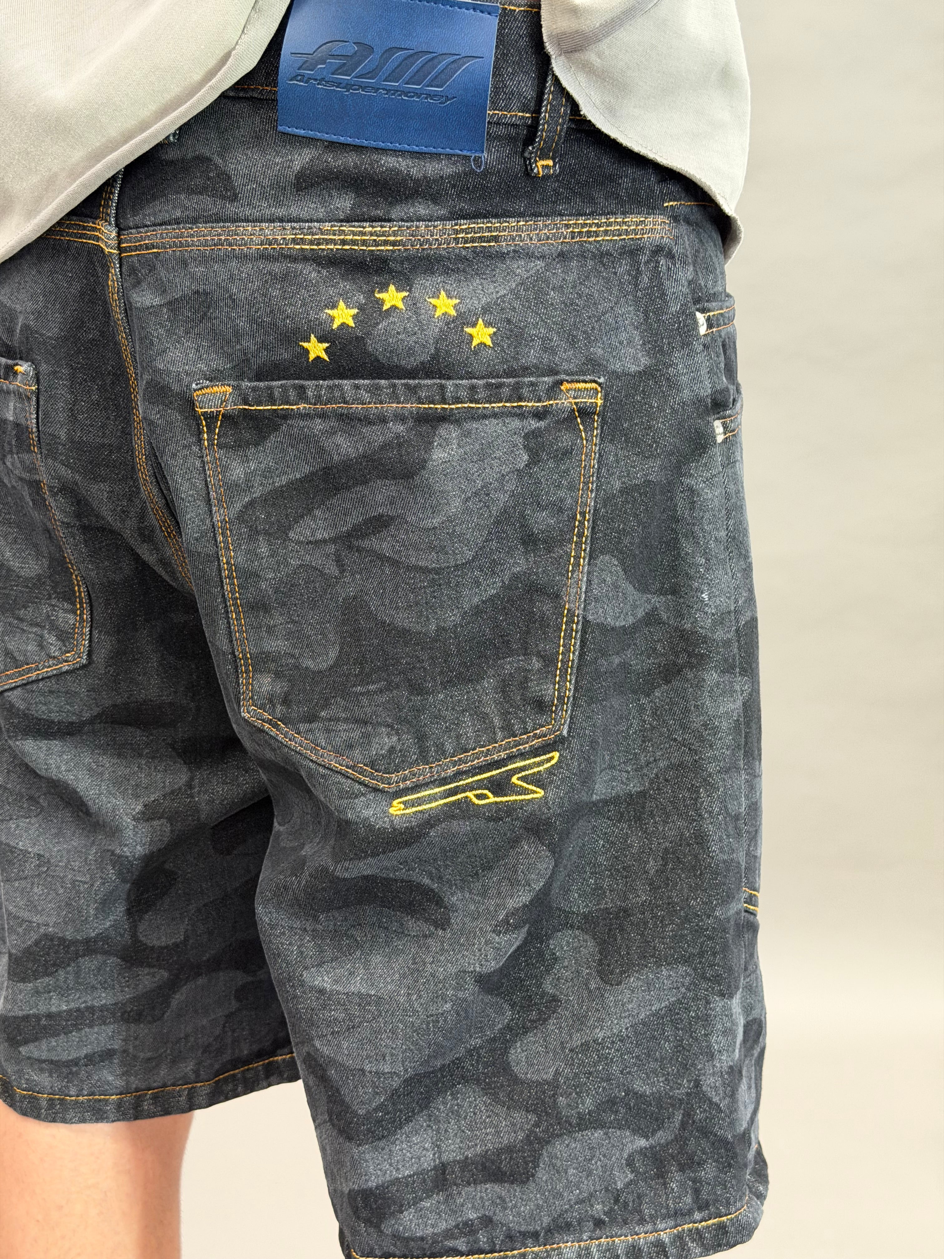 Art Camo Grey