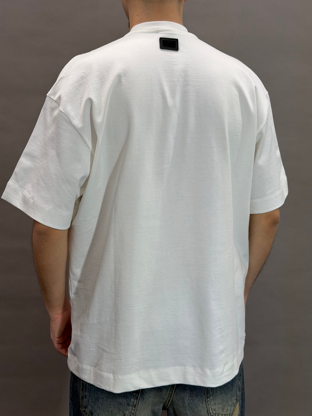 T7013 White