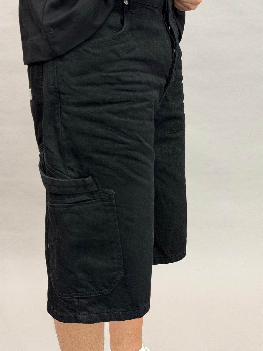 ShortJ370 GV