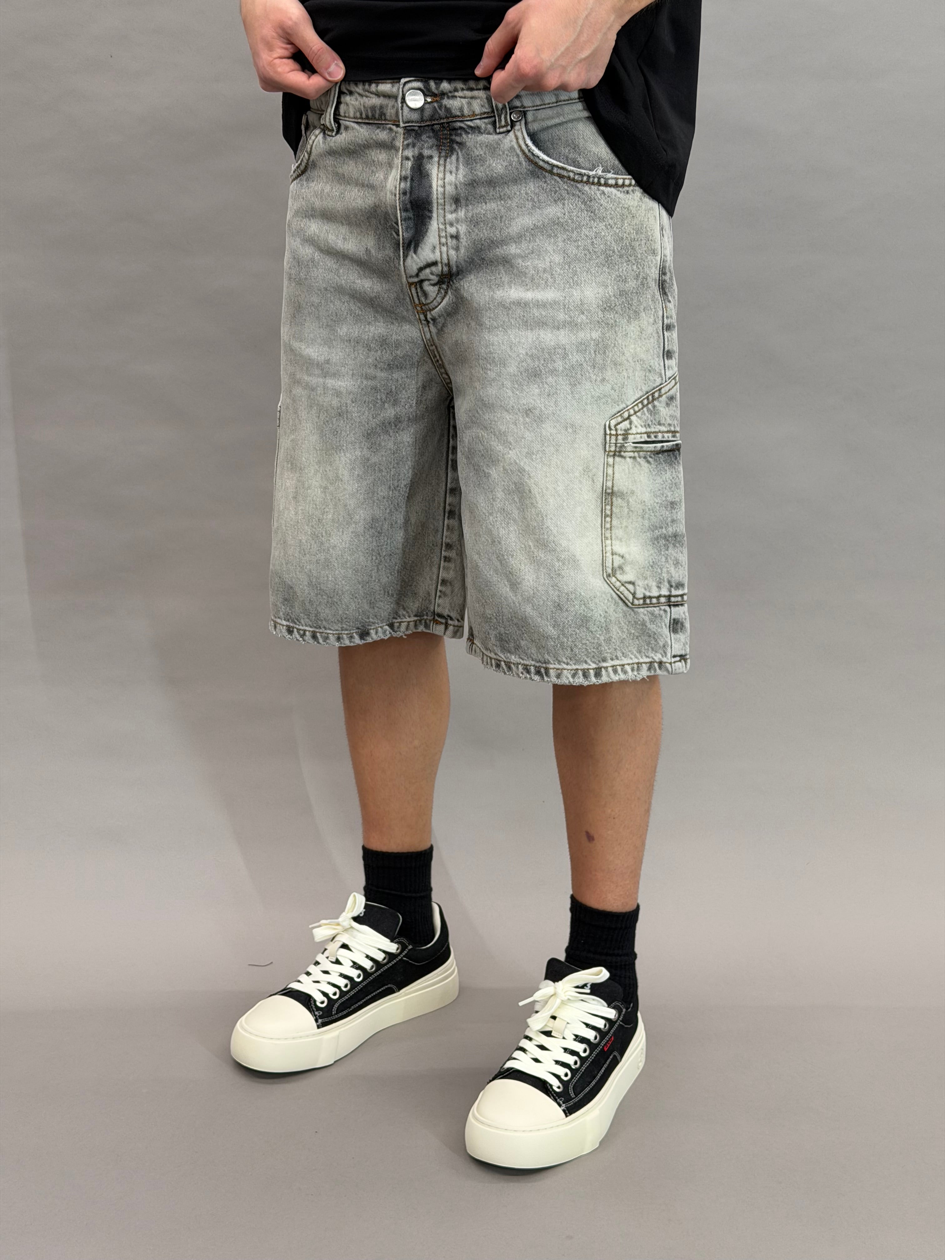 ShortJ390 GV