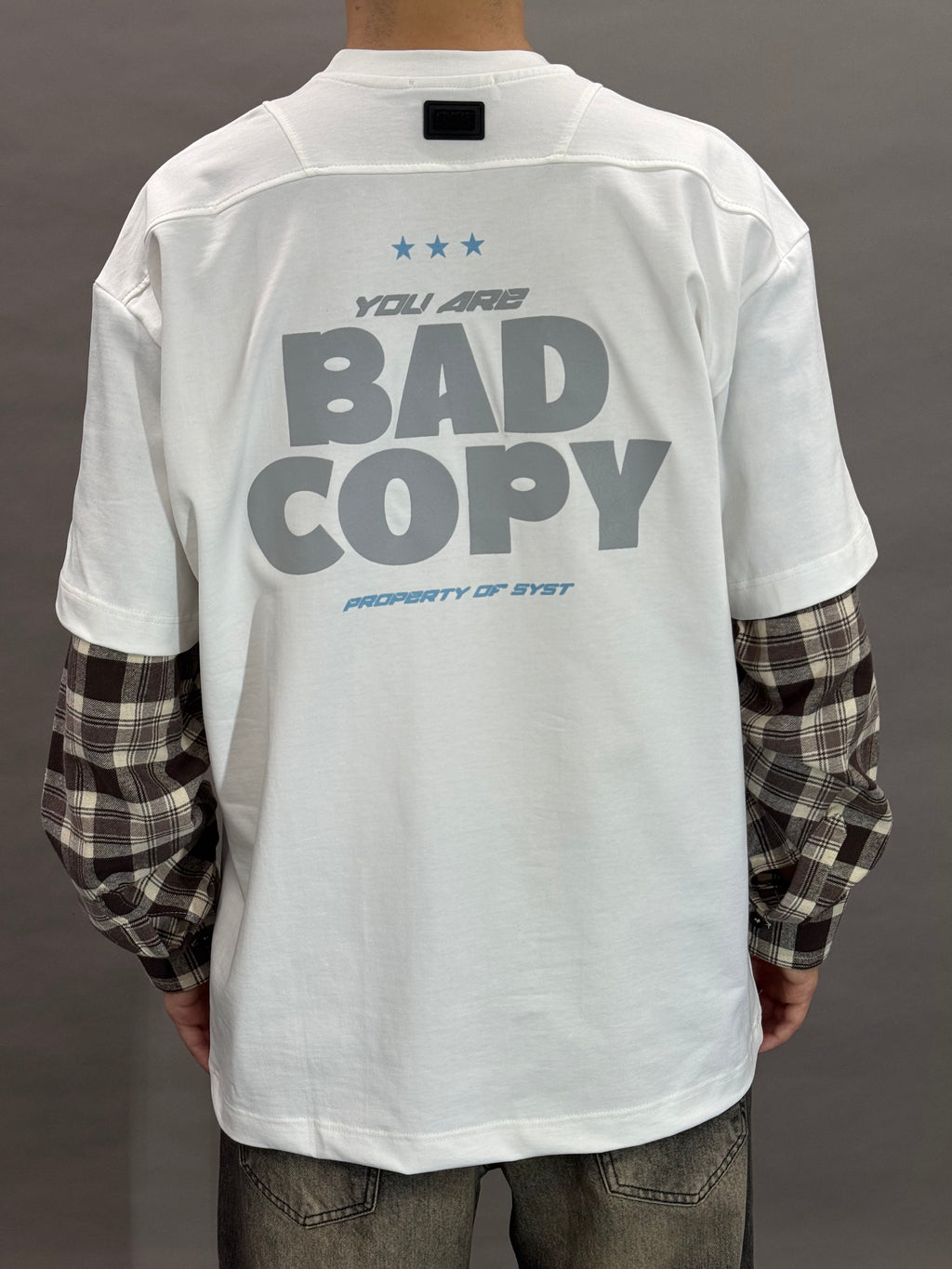 T8009 White