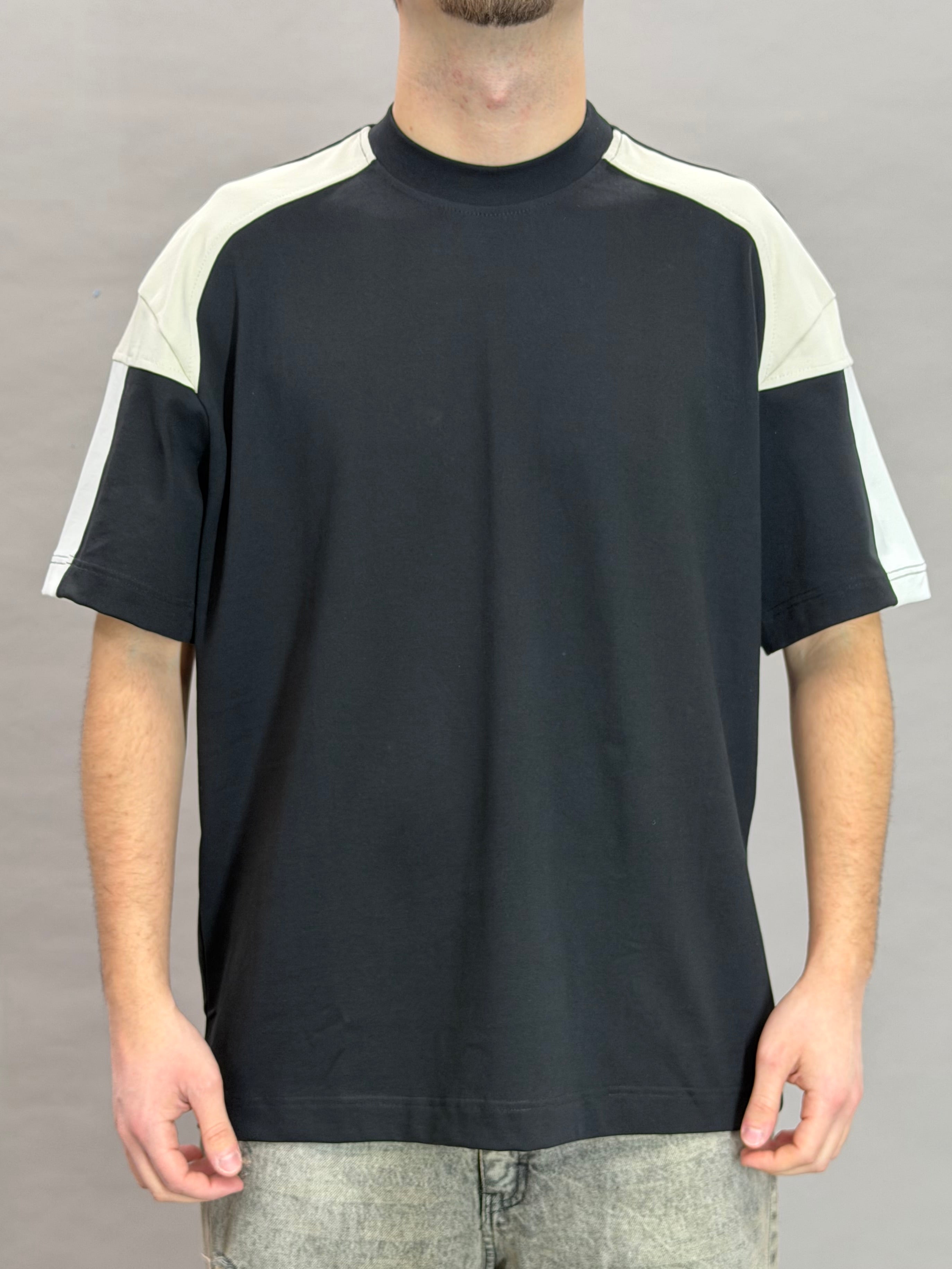 T7002 Black