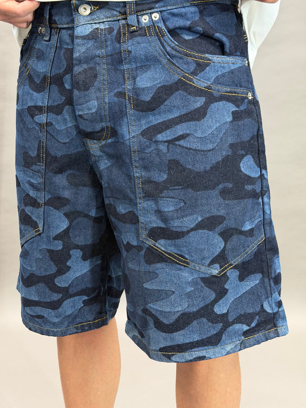 Art Camo Blue