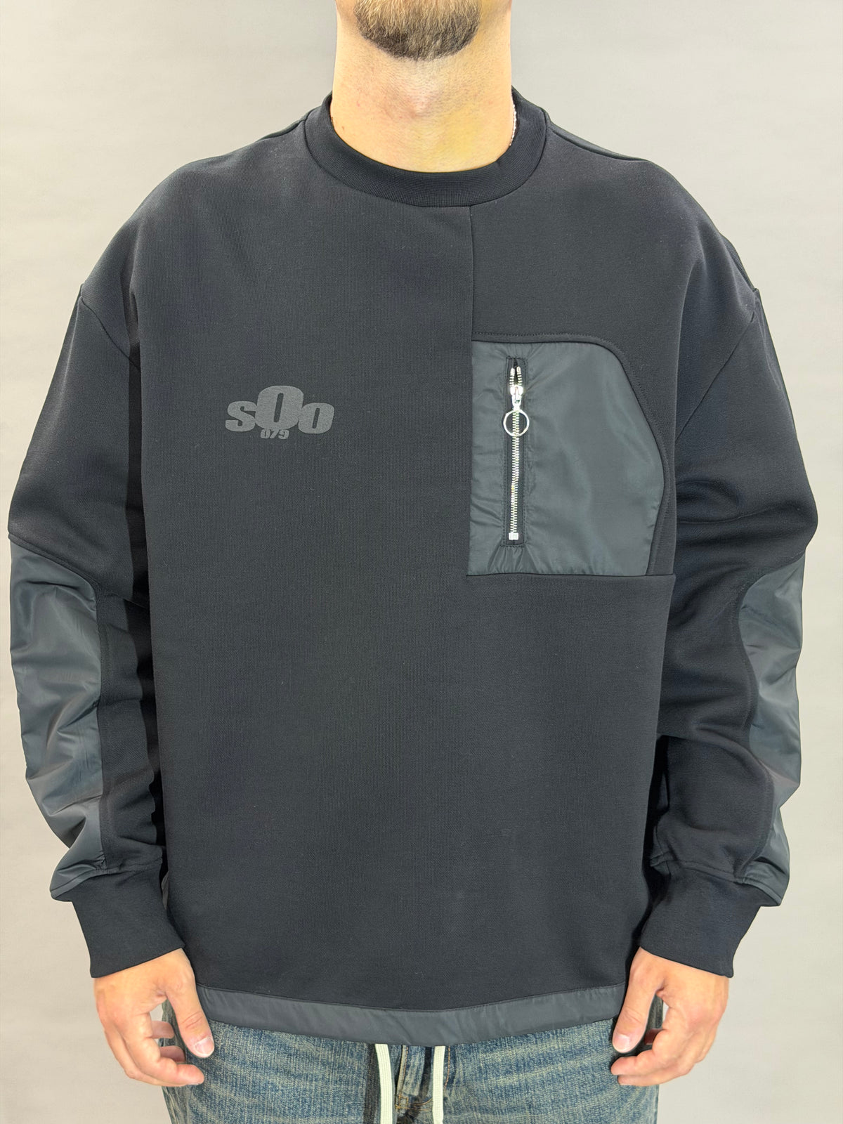 Crewneck Pocket Zip State