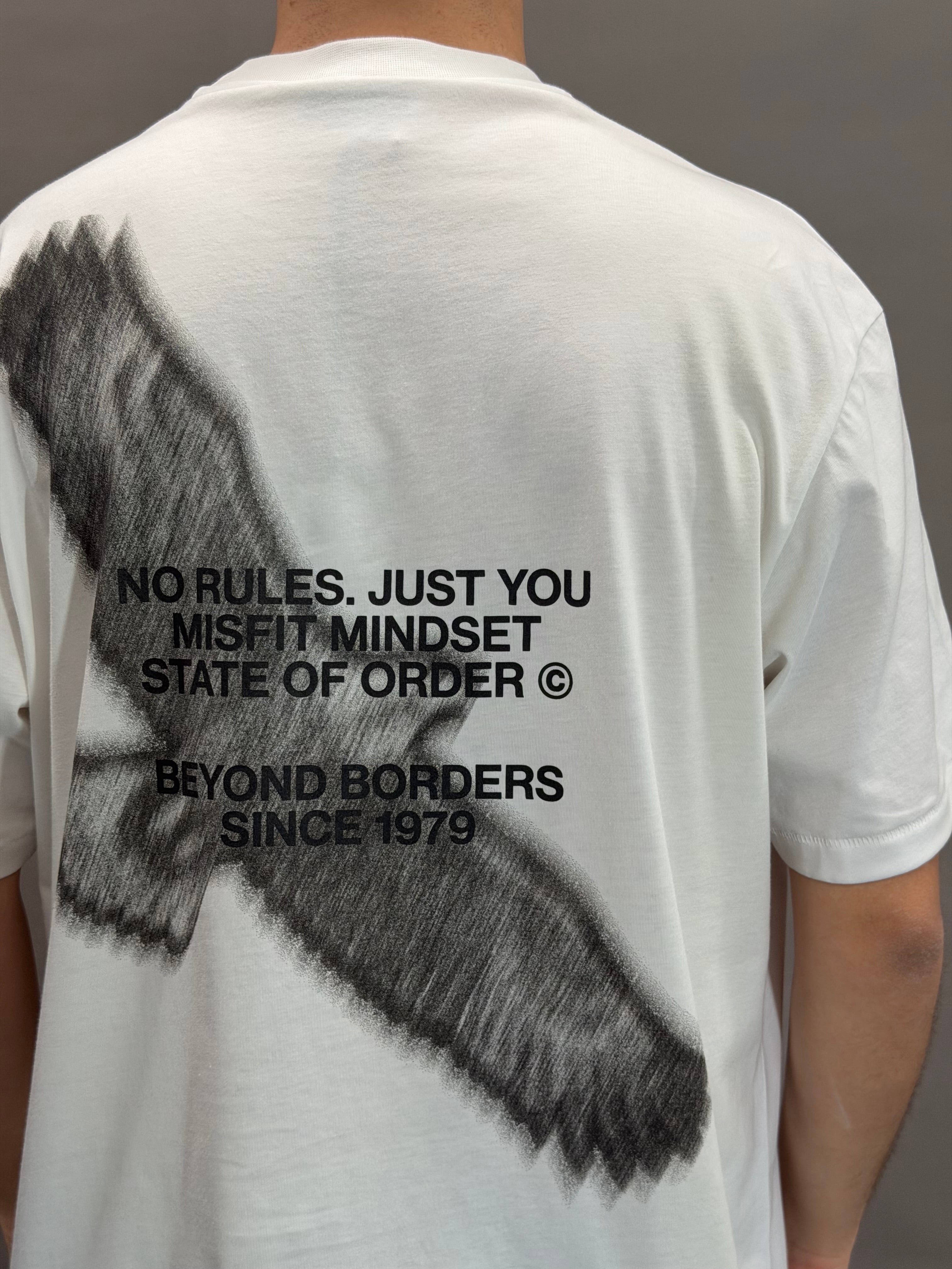 Tee Eagle White