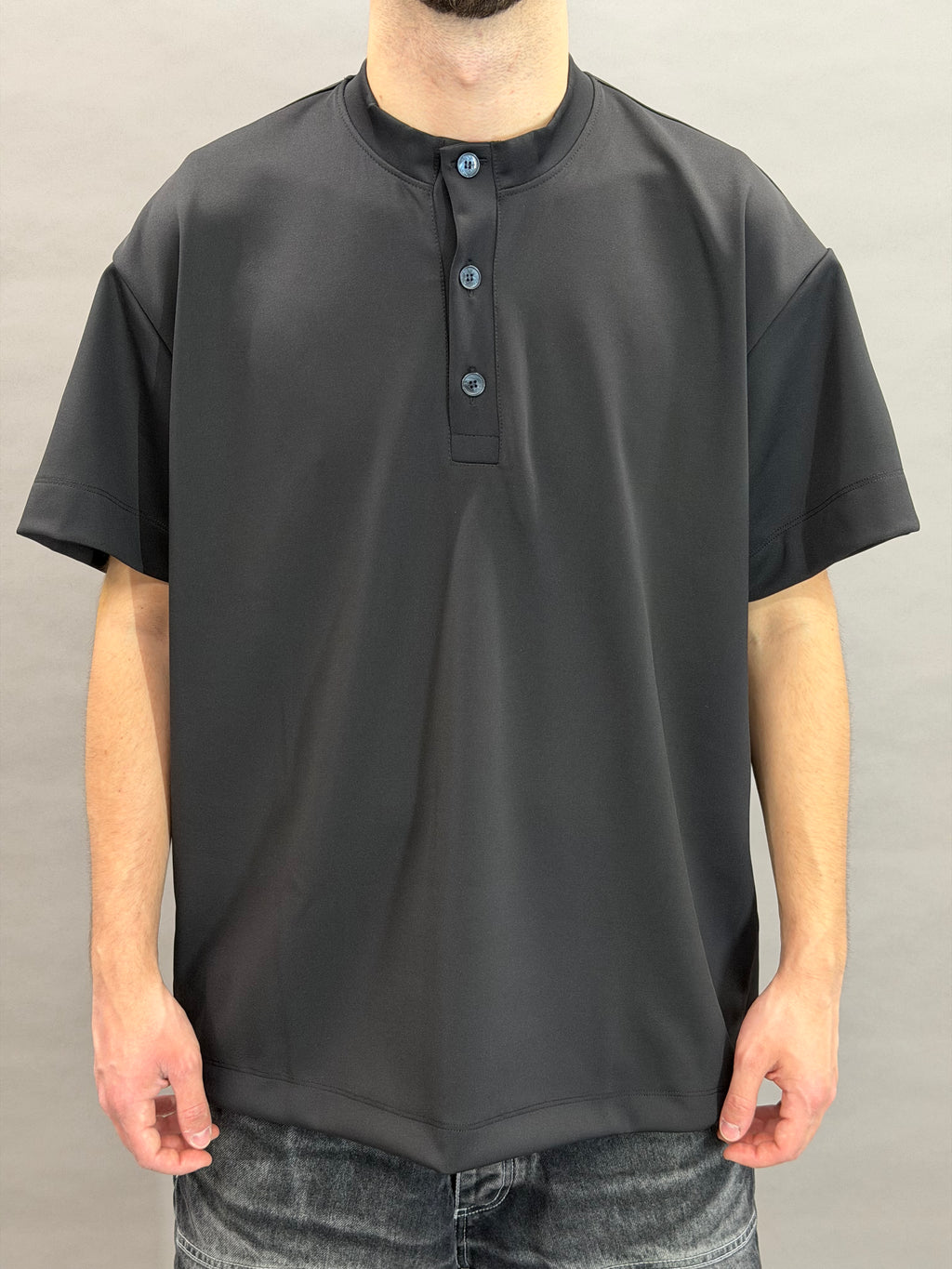 Ylding Serafino Black