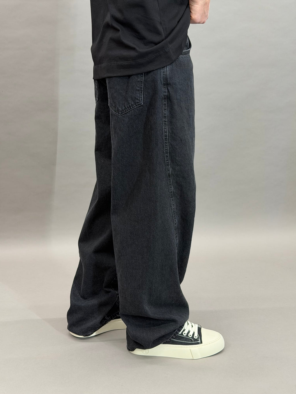 Baggy Twisted Dark Grey