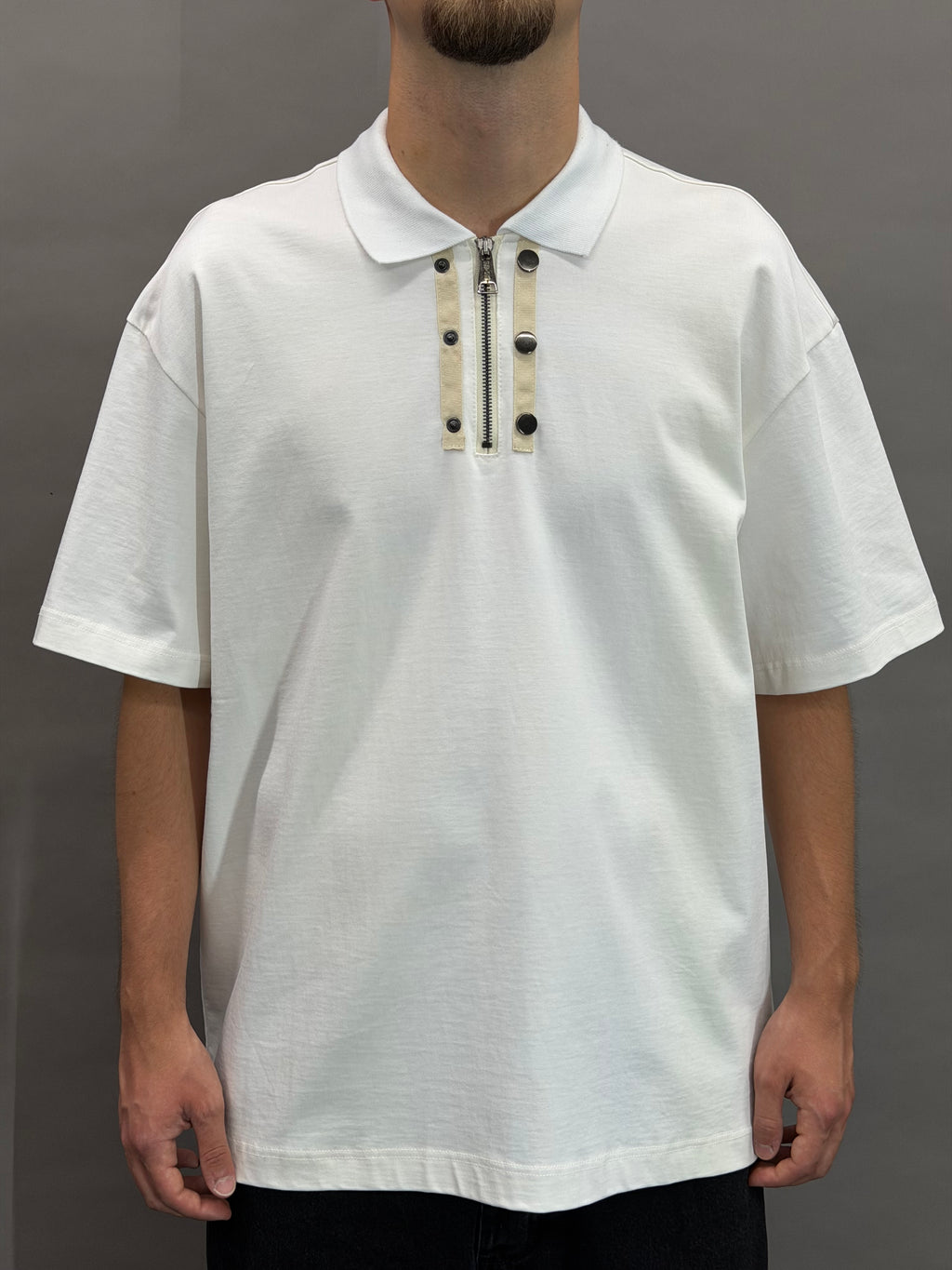 P7015 White