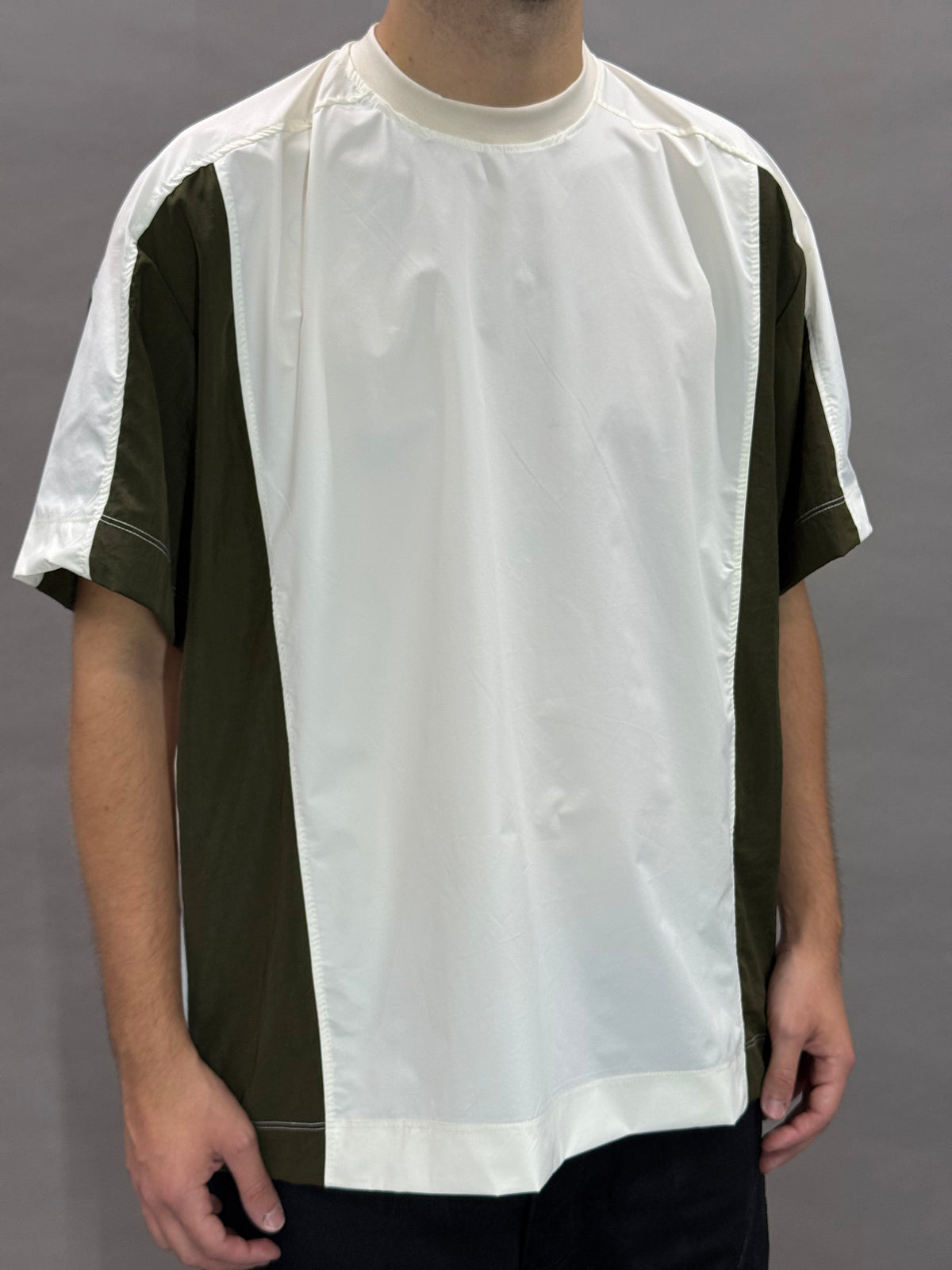 Tee 01 GV