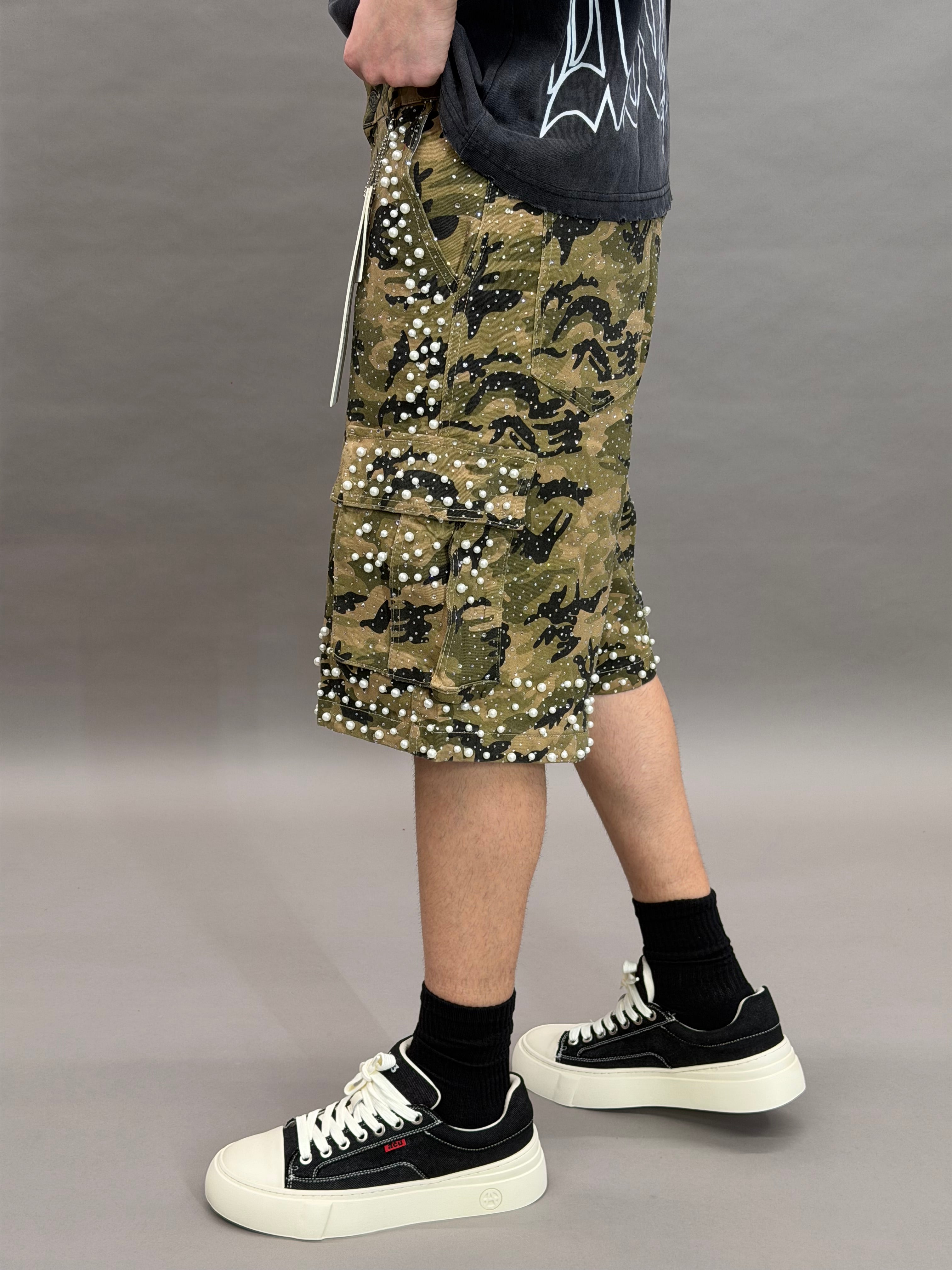 Short Camo Paper