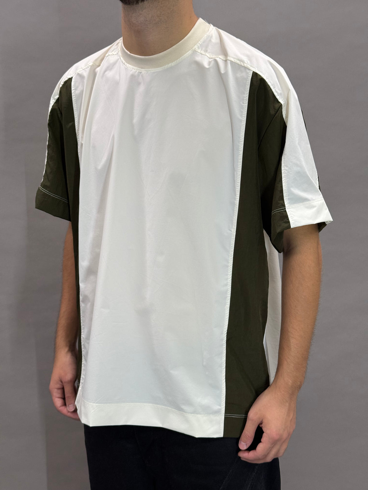 Tee 01 GV
