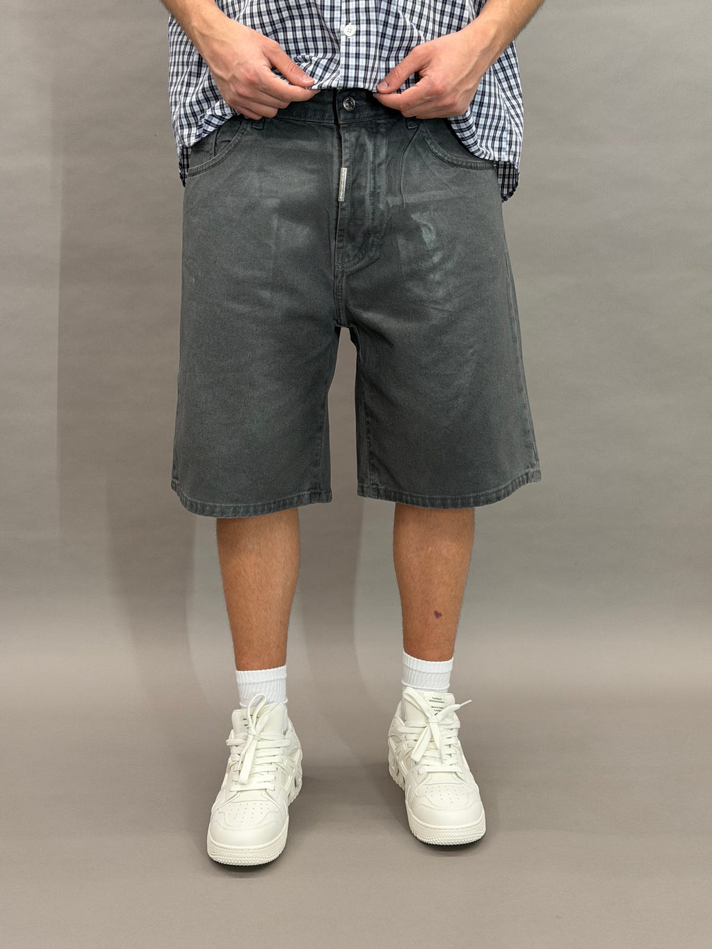 Short Grey Waxed Leather