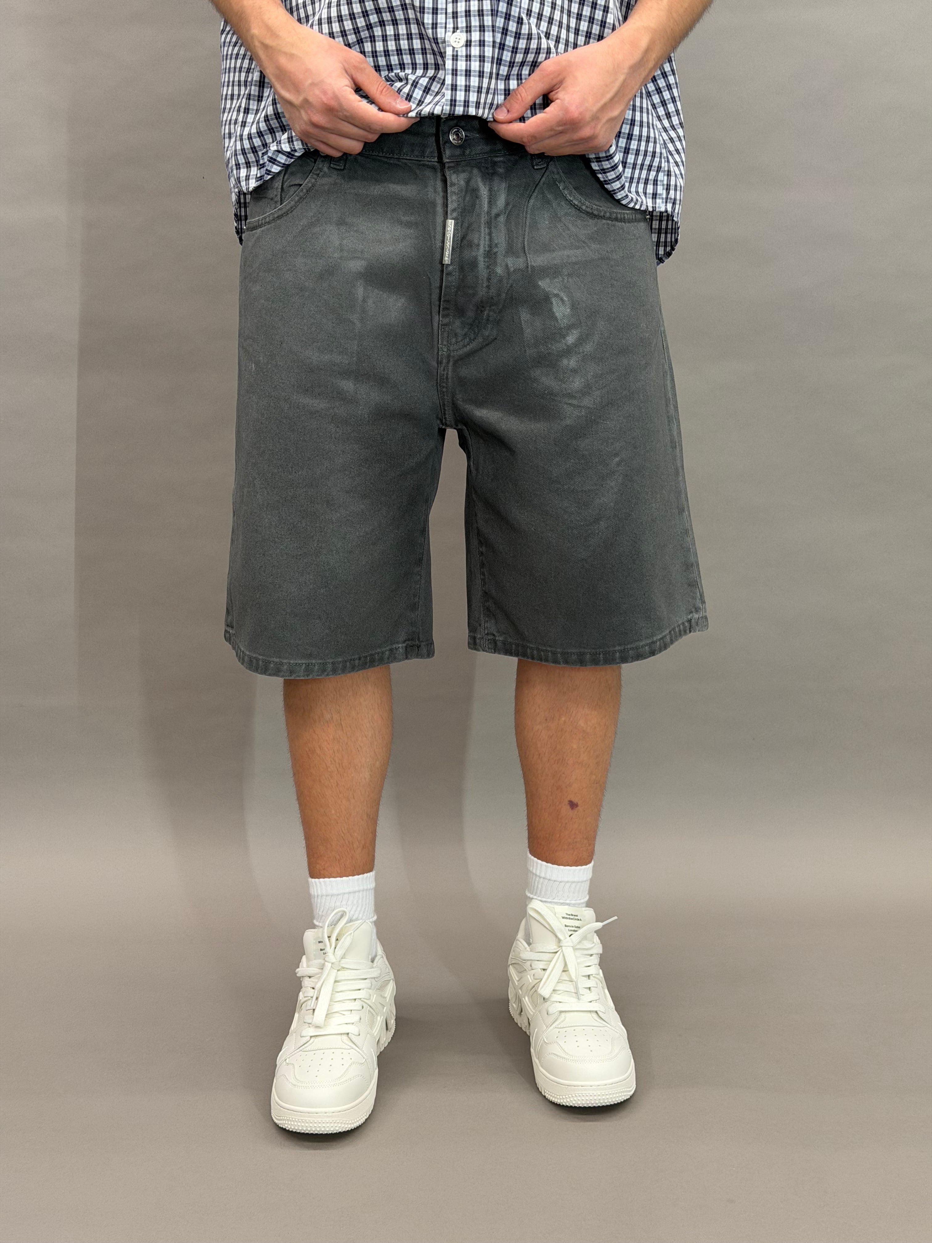 Short Grey Waxed Leather