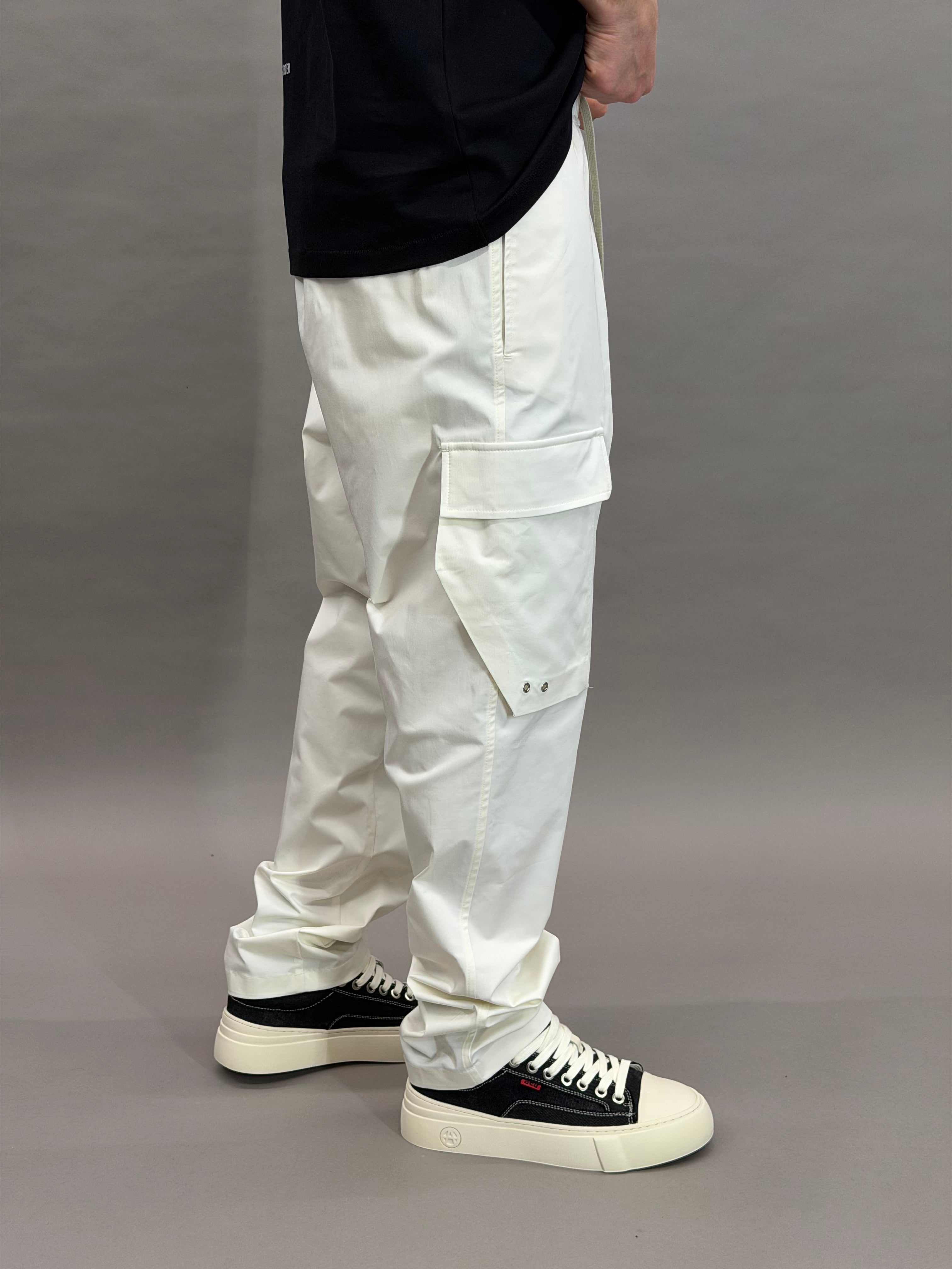 Couvier Cargo Off White