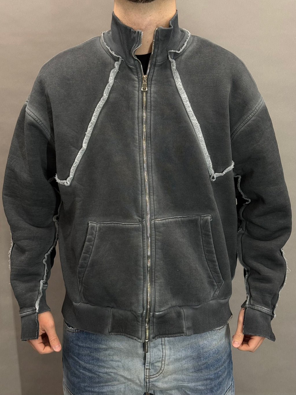 Washed Sweatshirt Lead