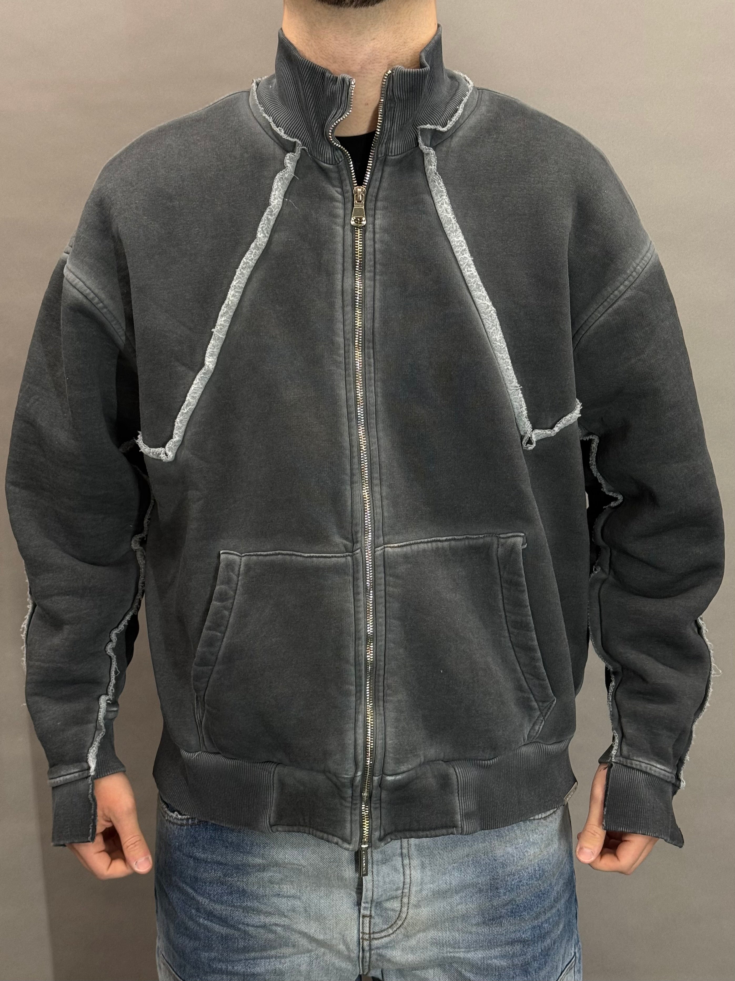 Washed Sweatshirt Lead