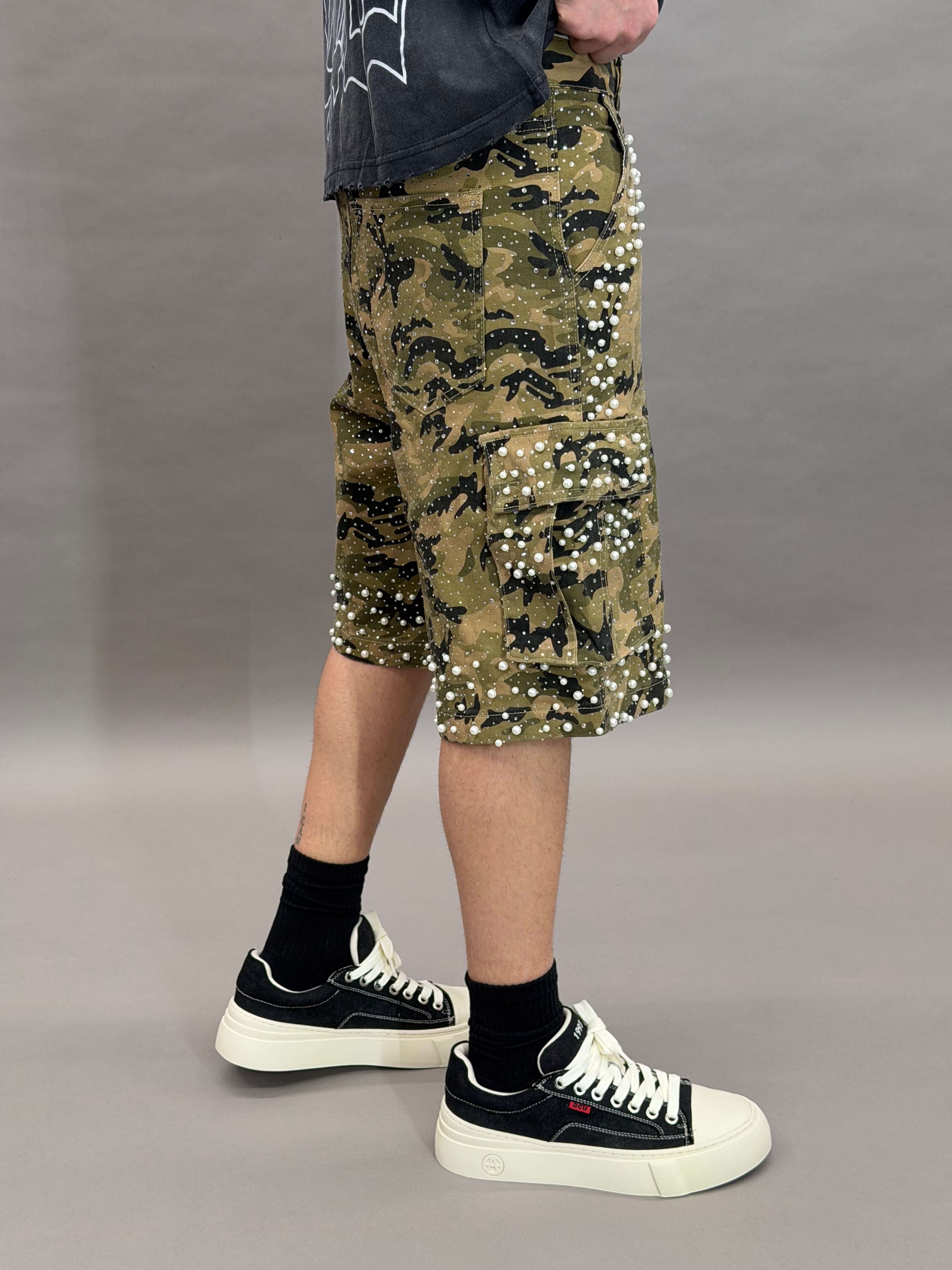 Short Camo Paper