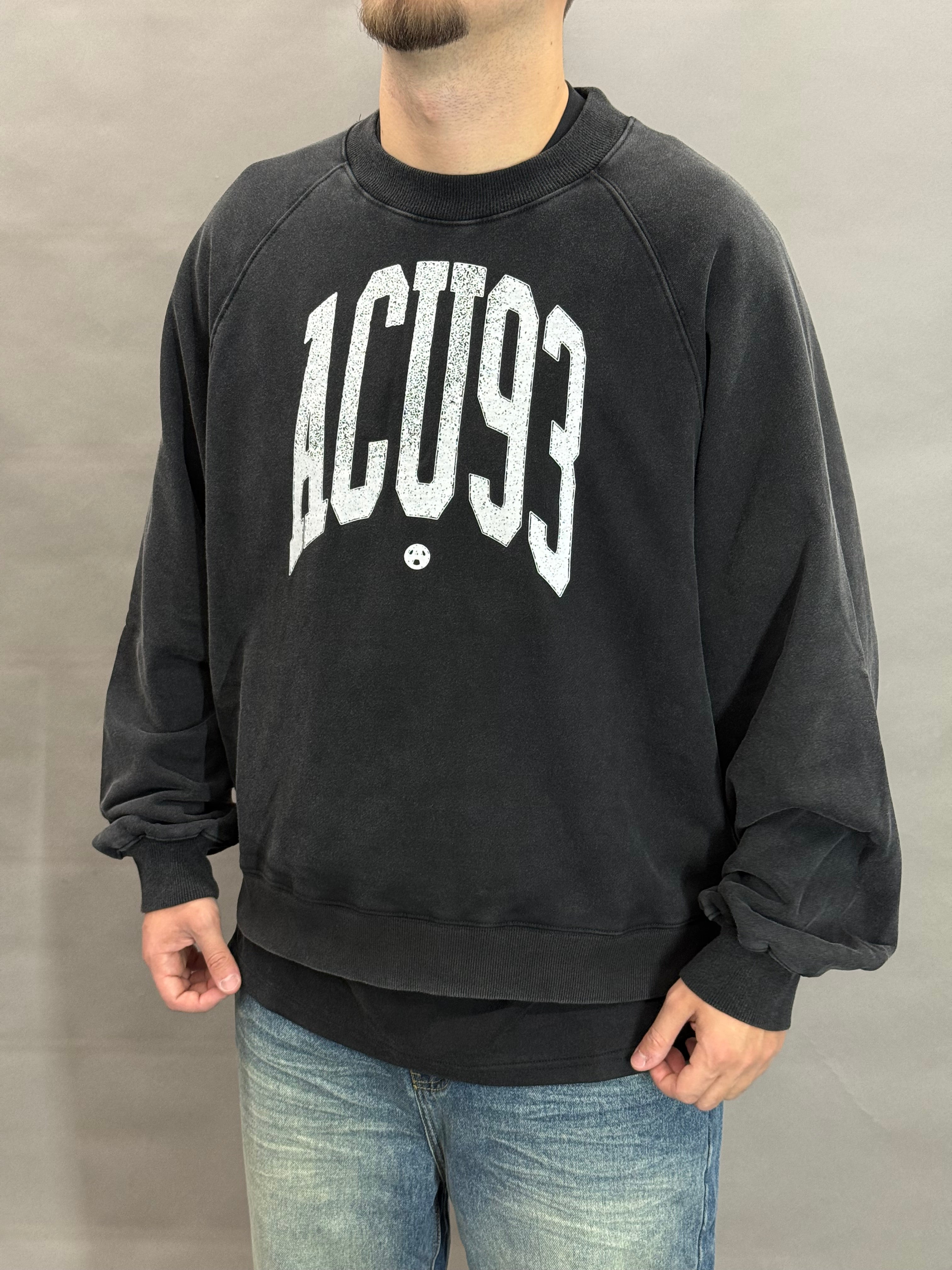 College Crewneck washed black