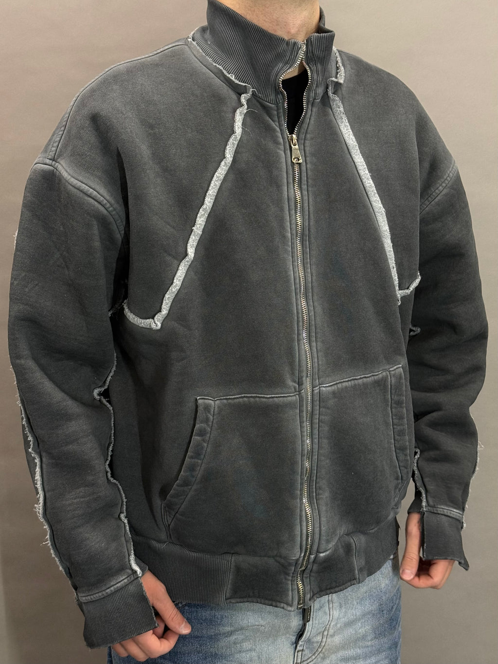 Washed Sweatshirt Lead