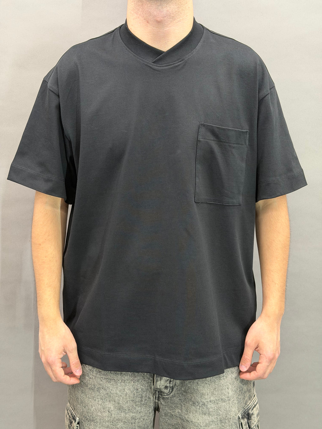T7003 Black
