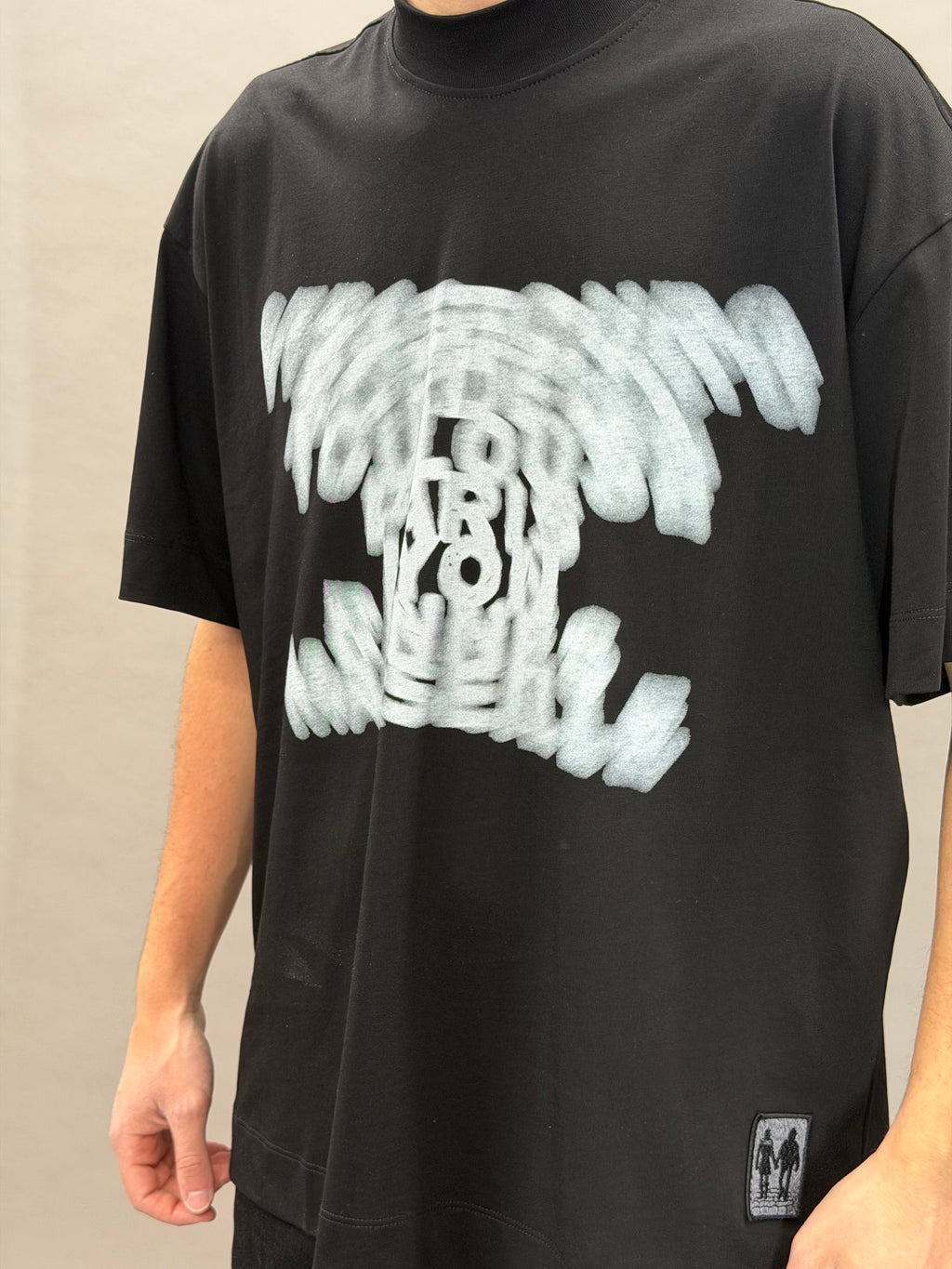 Tee830 Black GV