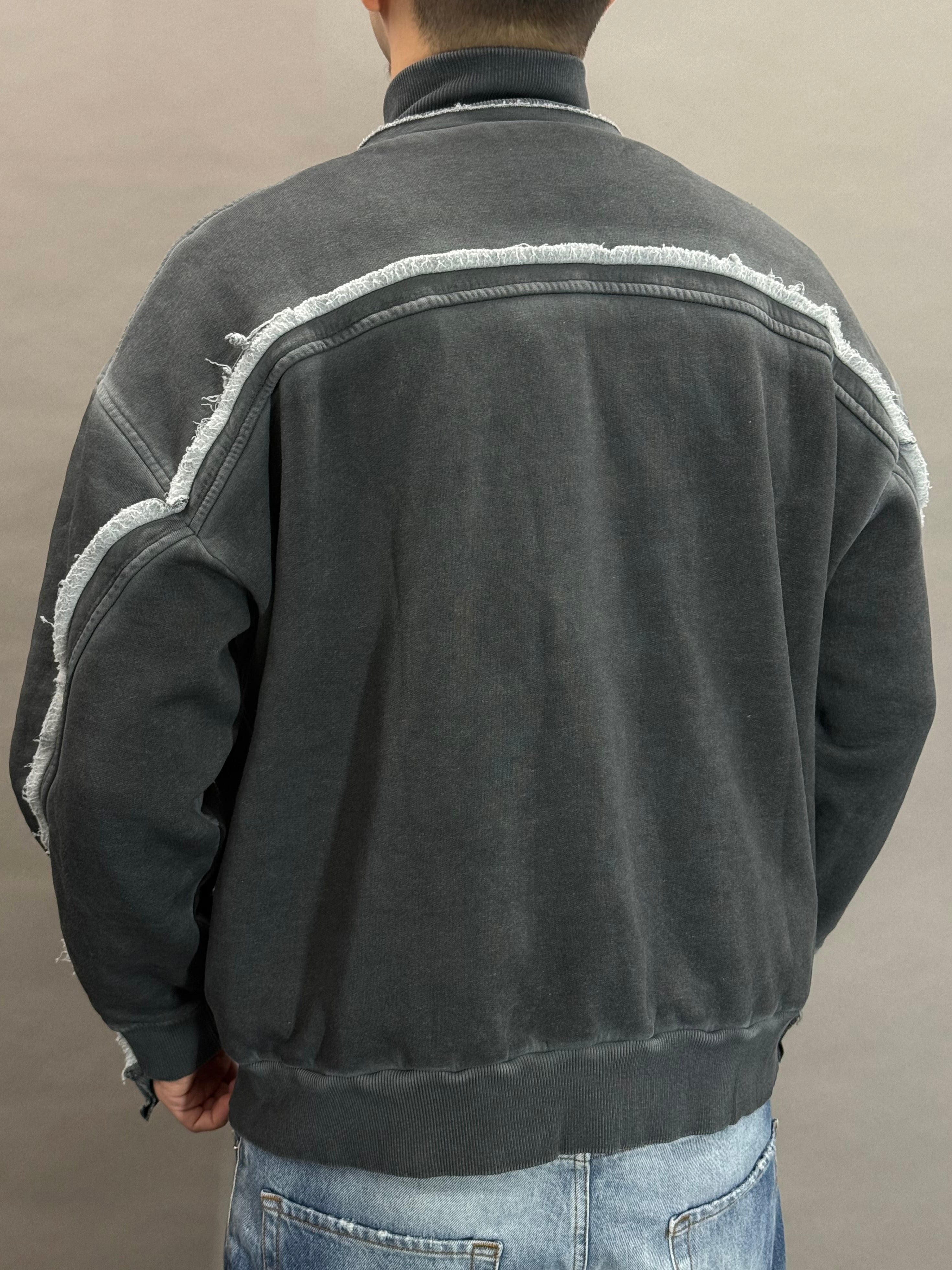 Washed Sweatshirt Lead