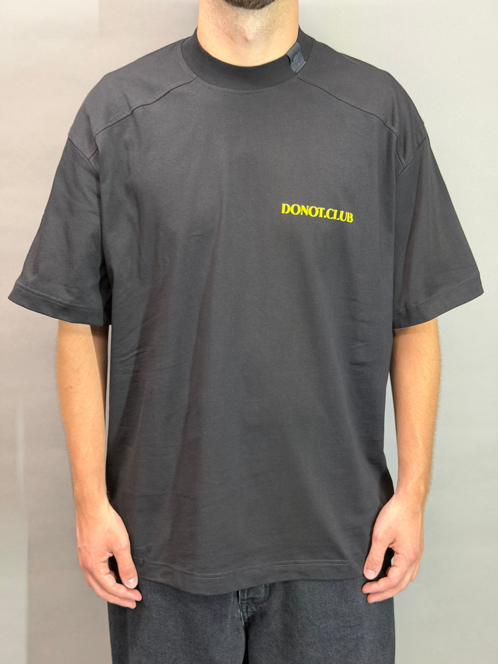 081 Black