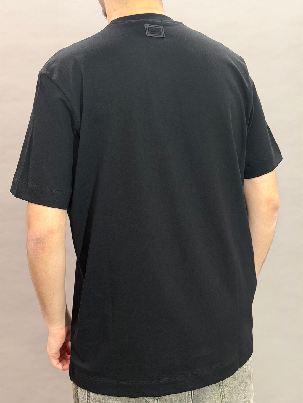 T6000 Black