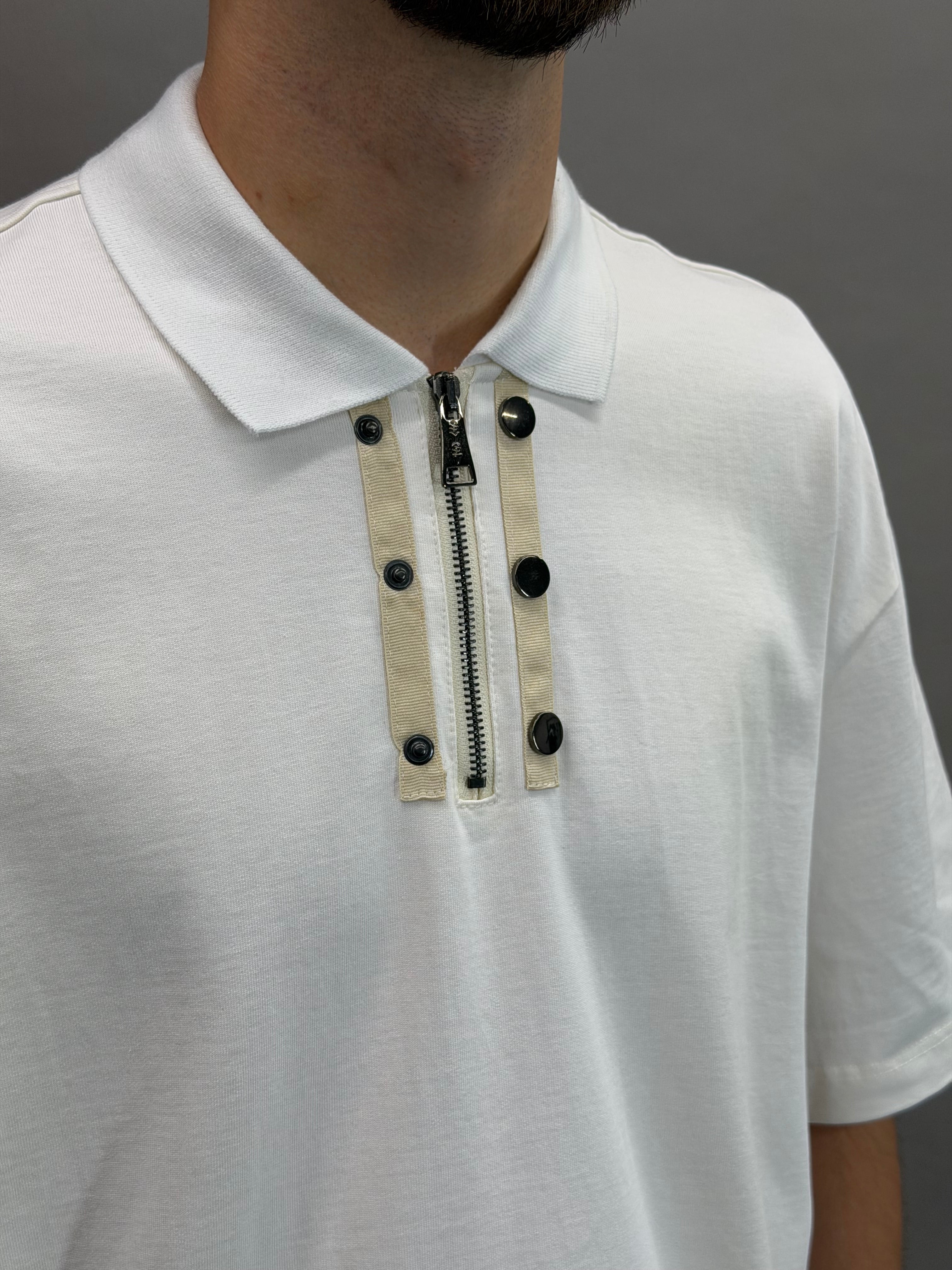 P7015 White