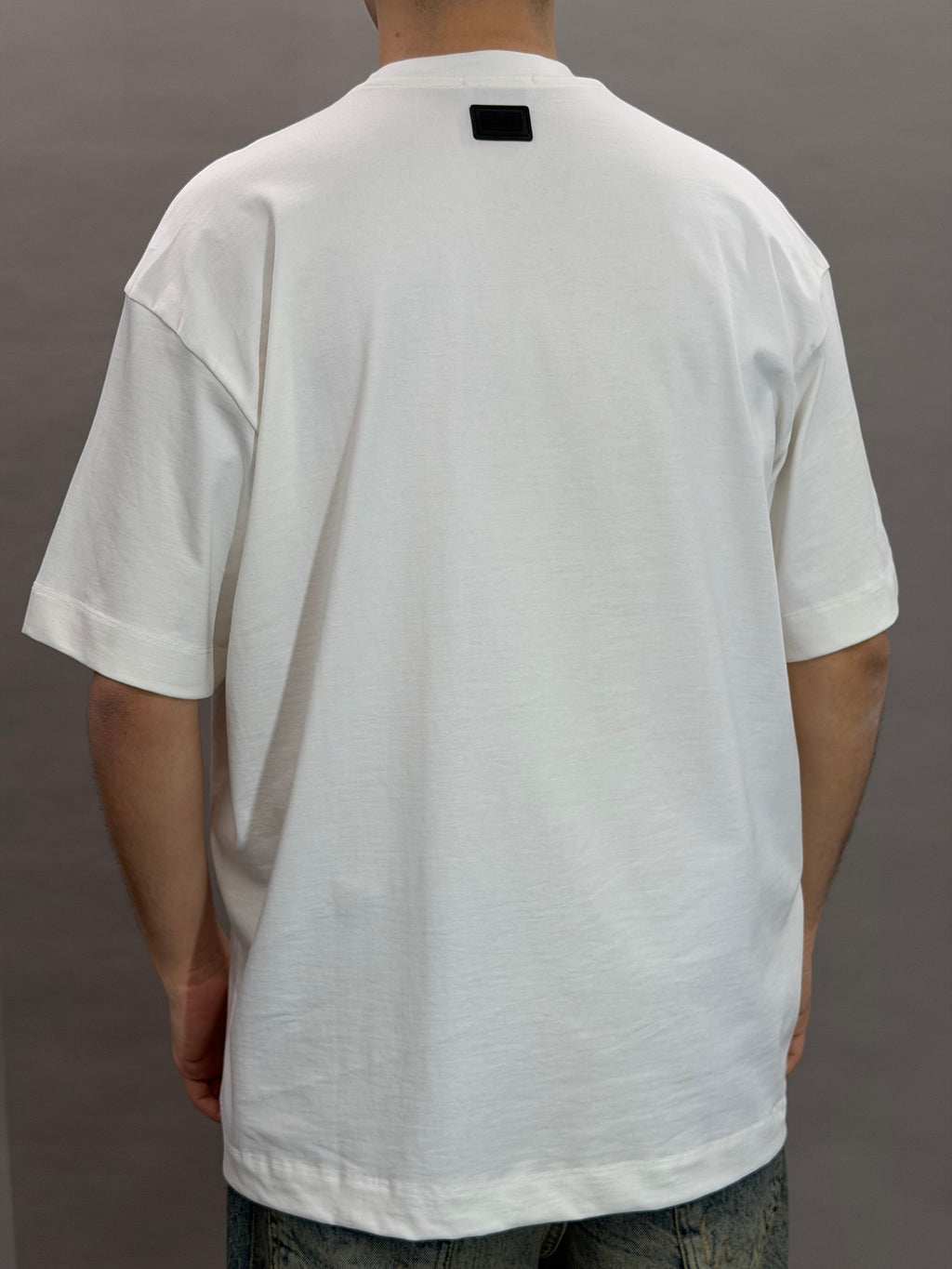 T7008 White