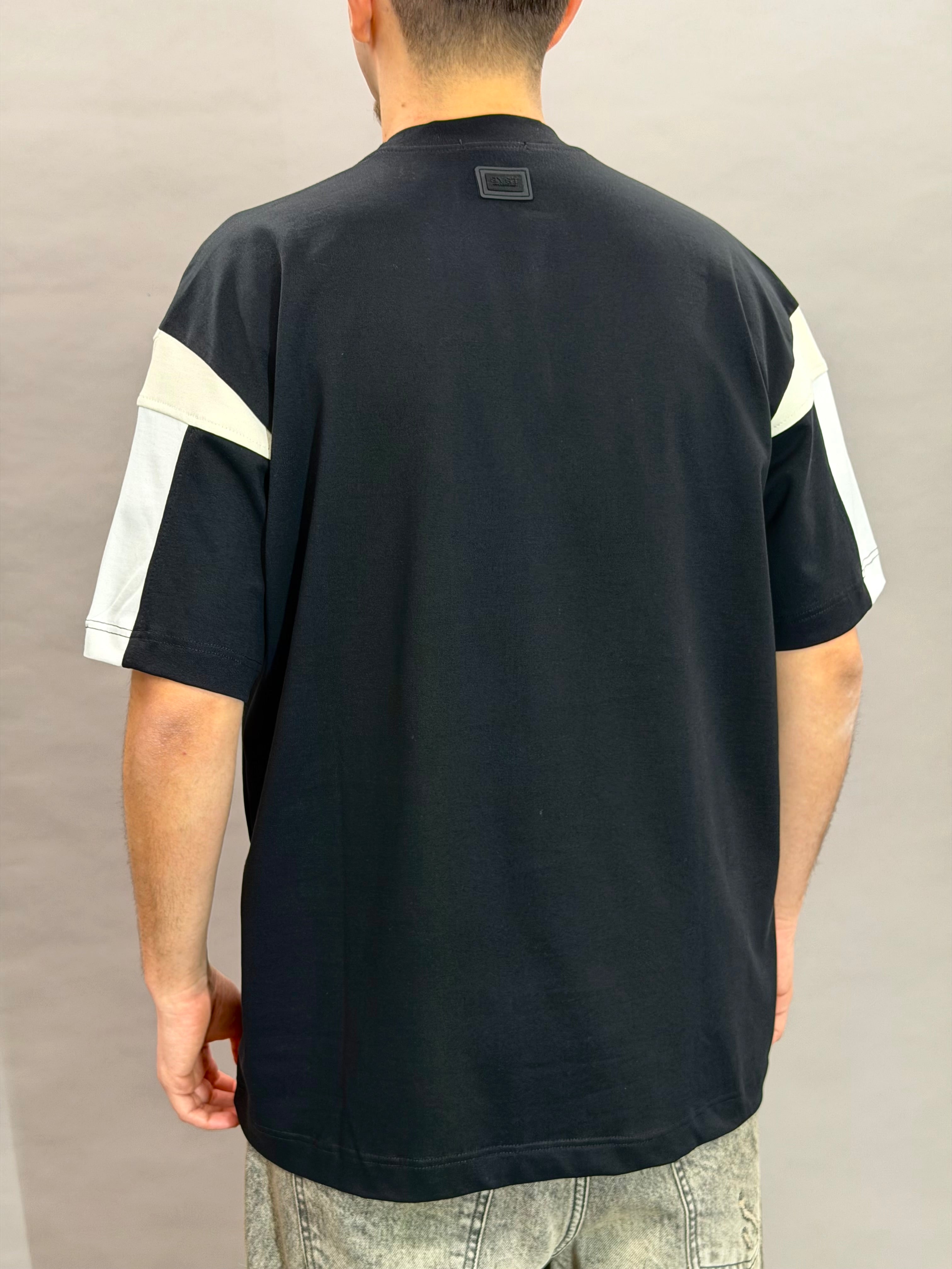 T7002 Black