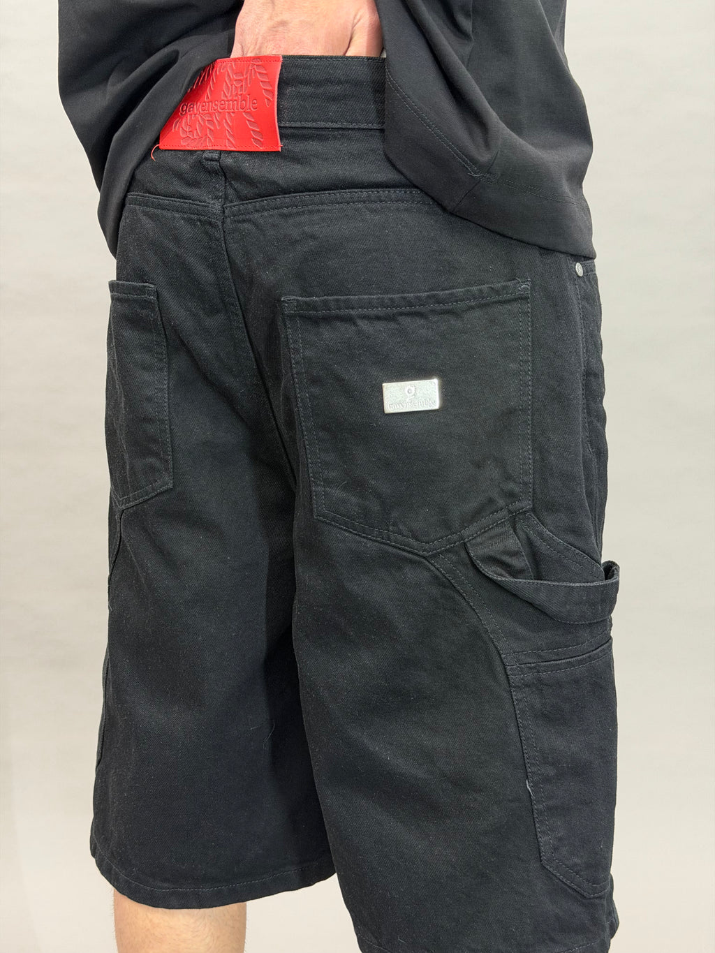 ShortJ370 GV