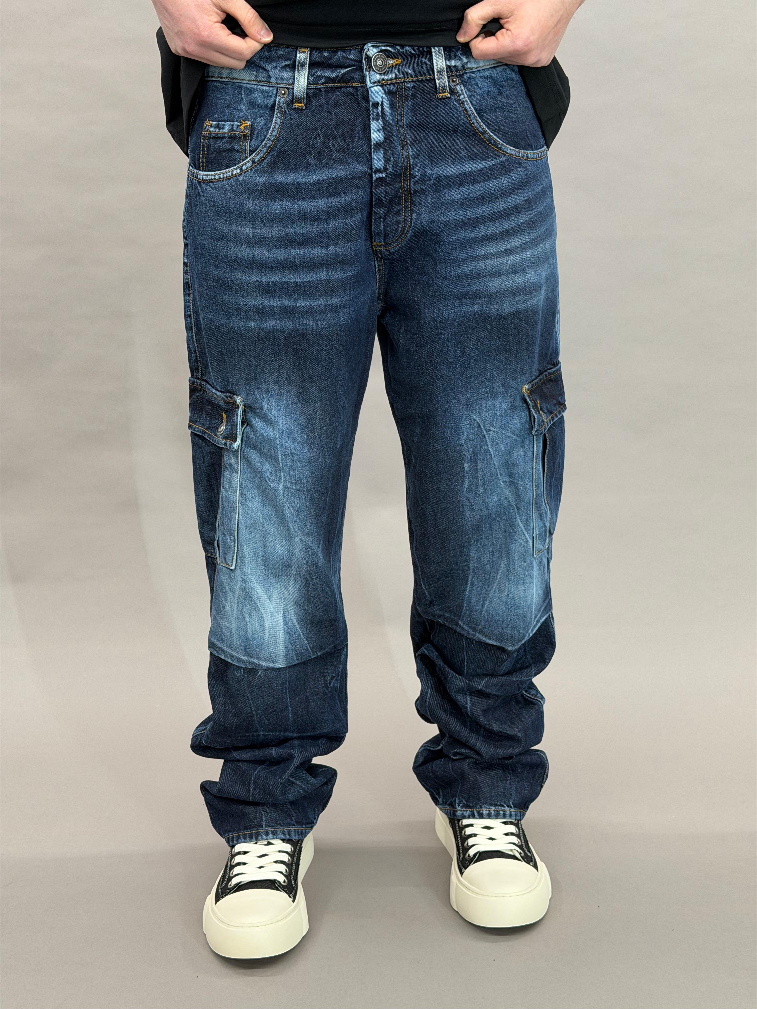 J7013 Blu
