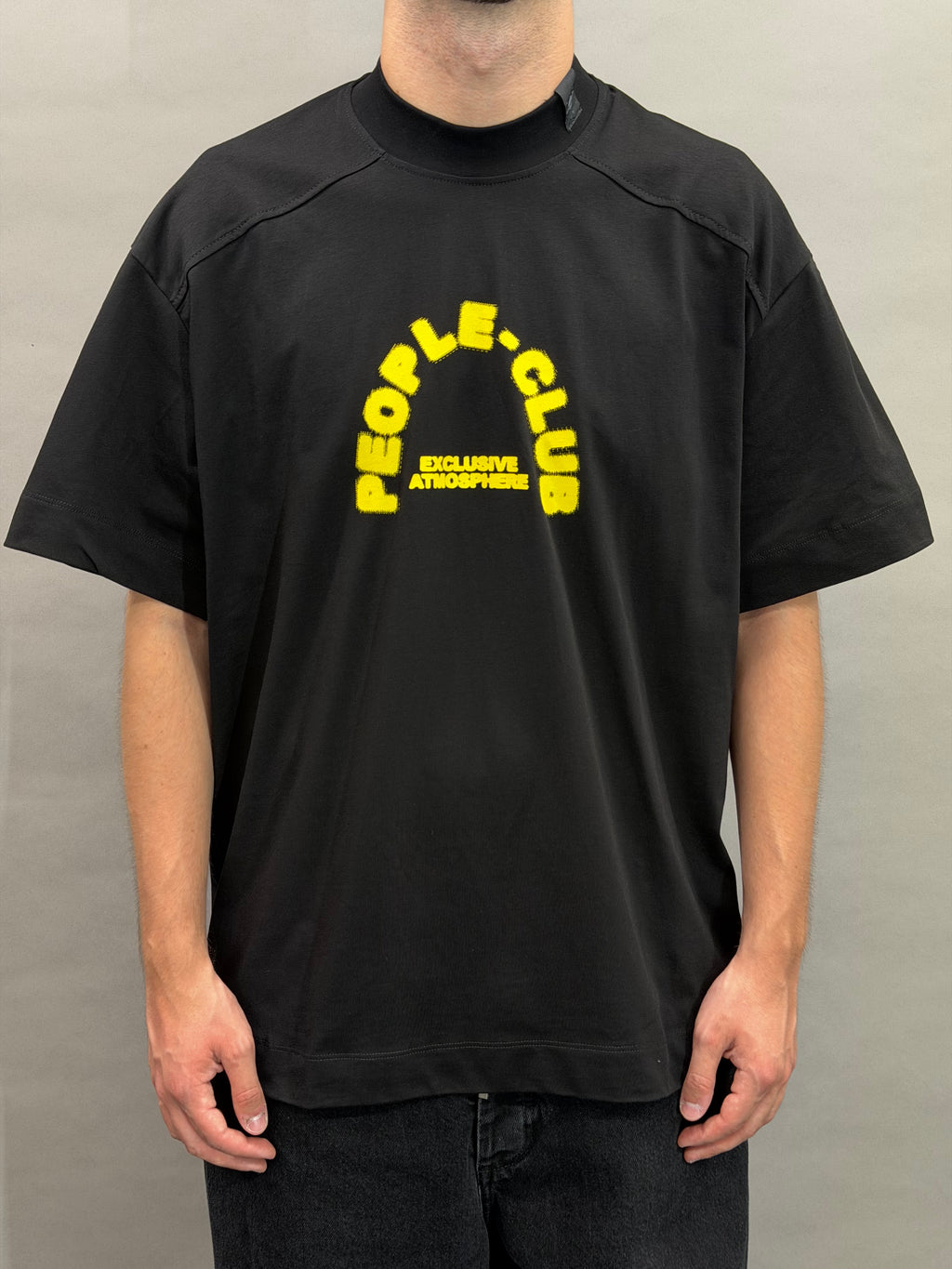 People Club Black
